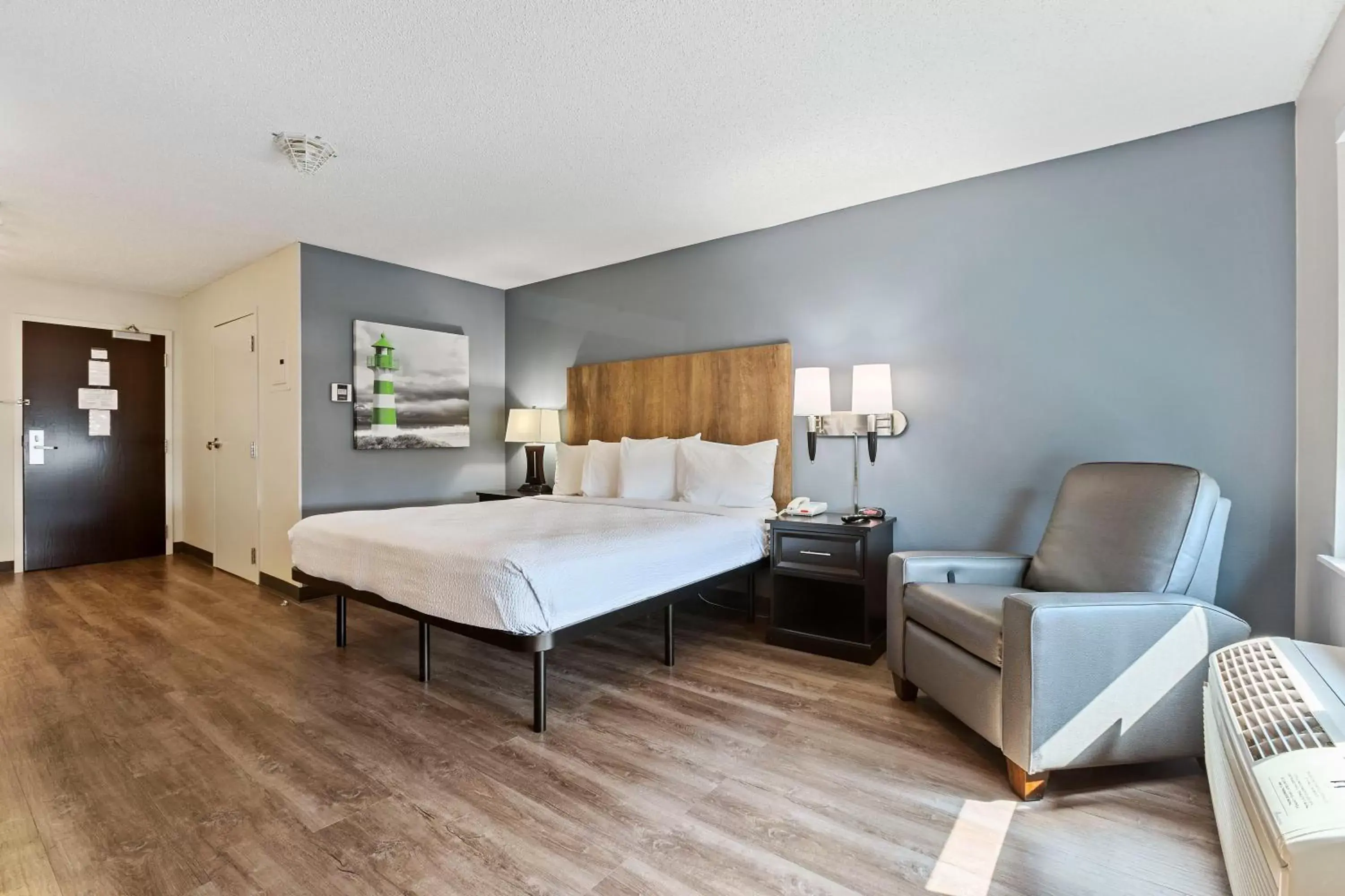 Bed in Extended Stay America Premier Suites - San Francisco - Belmont