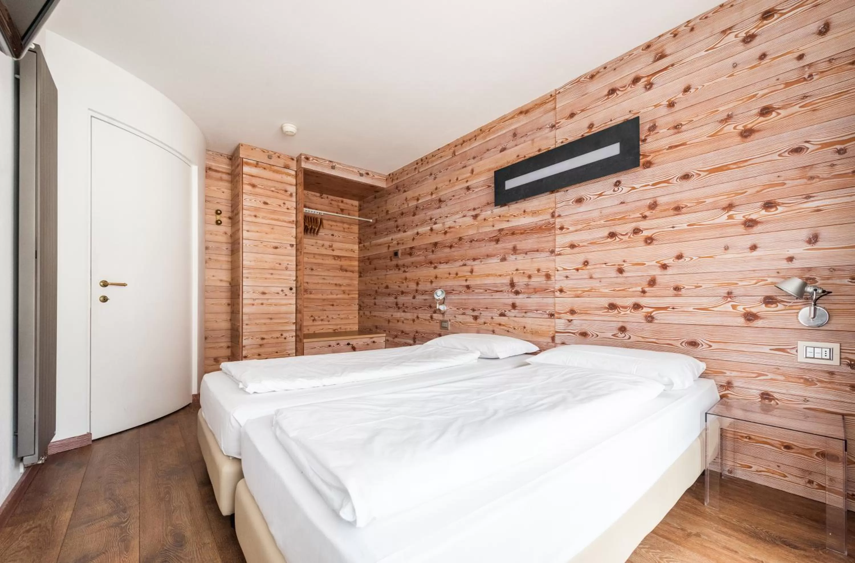 Bed in Residence Antares