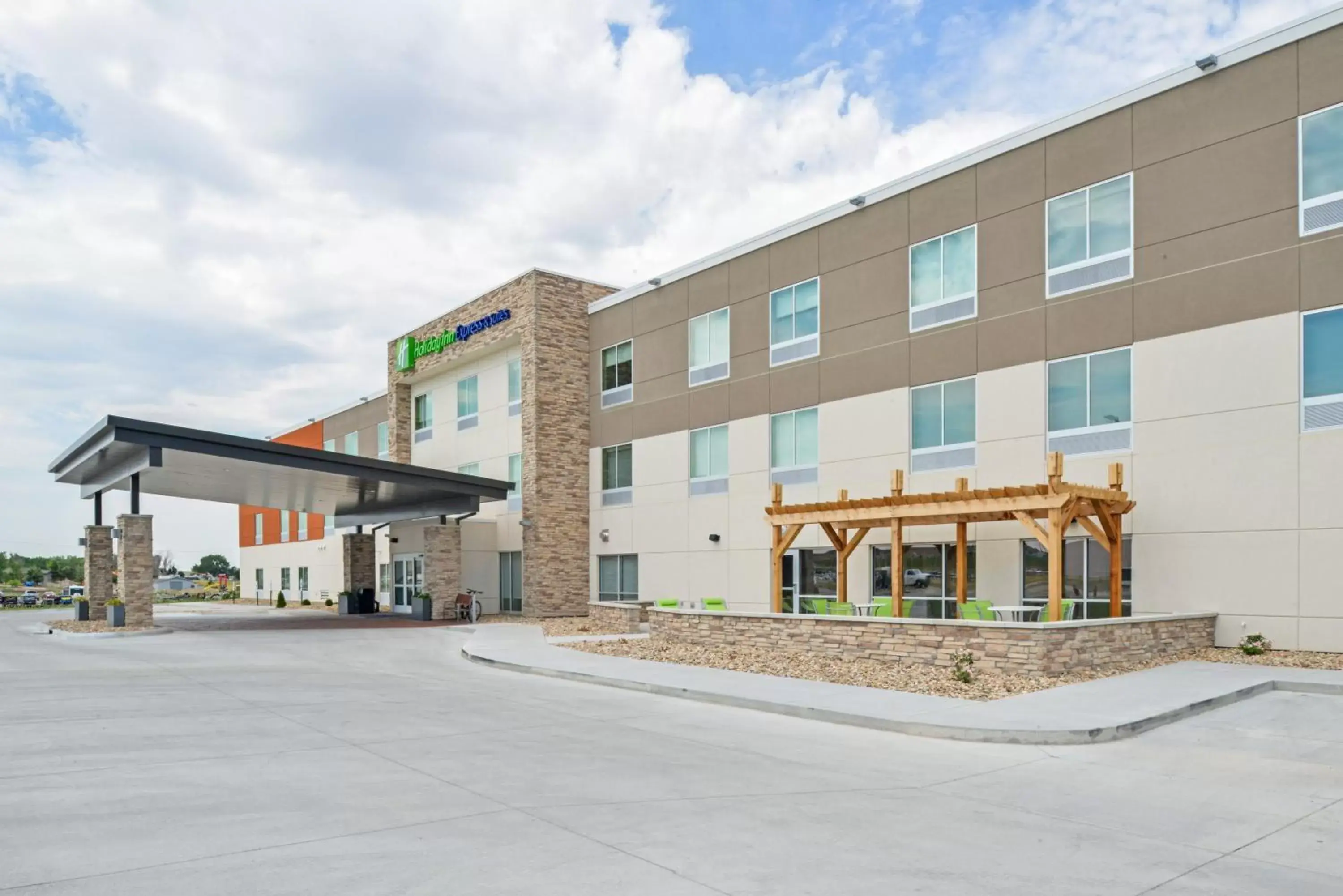 Property Building in Holiday Inn Express & Suites - Chadron, an IHG Hotel