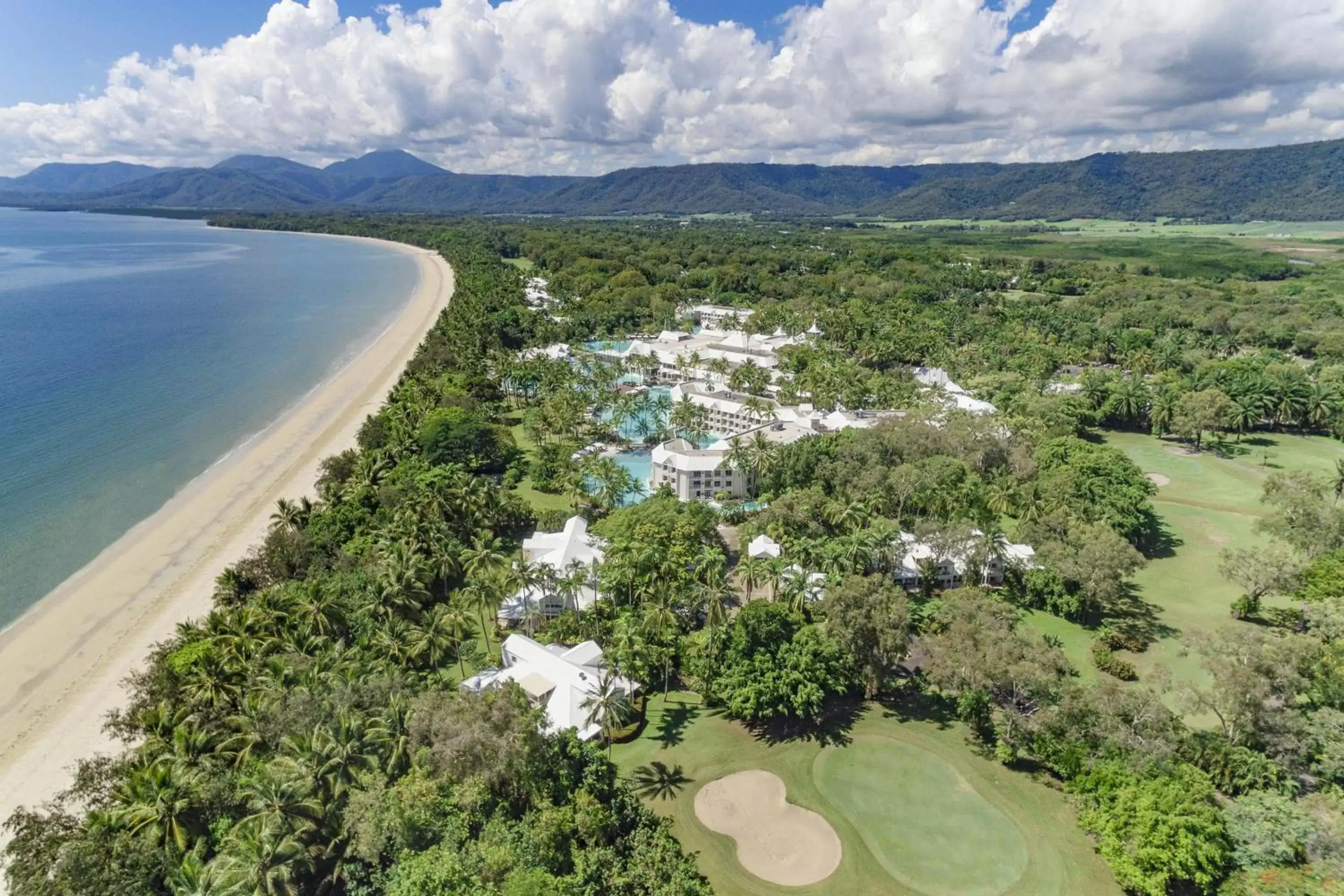 Golfcourse, Bird's-eye View in Sheraton Grand Mirage Resort, Port Douglas