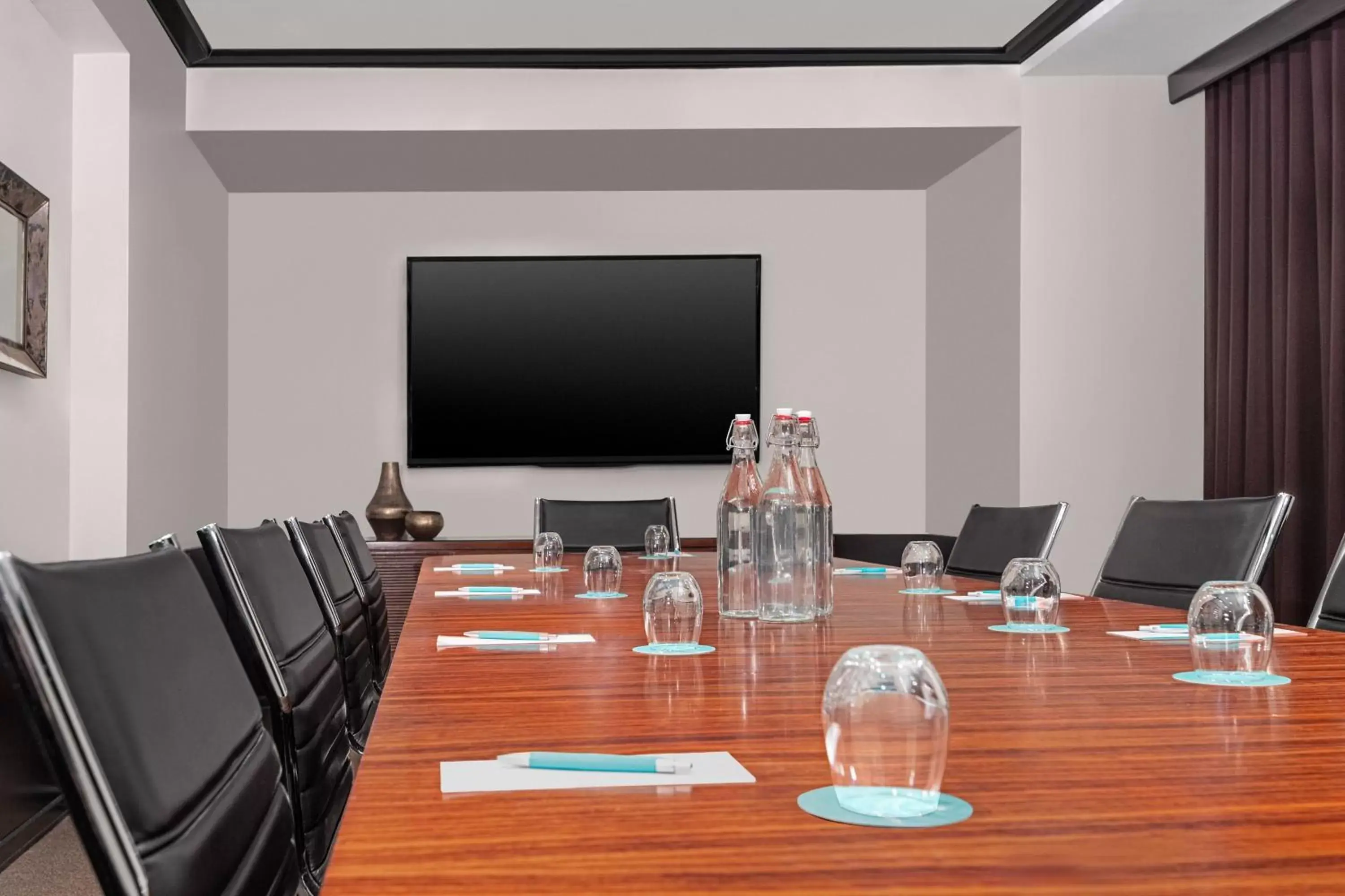 Meeting/conference room, Business Area/Conference Room in Le Meridien New York, Central Park by Marriott