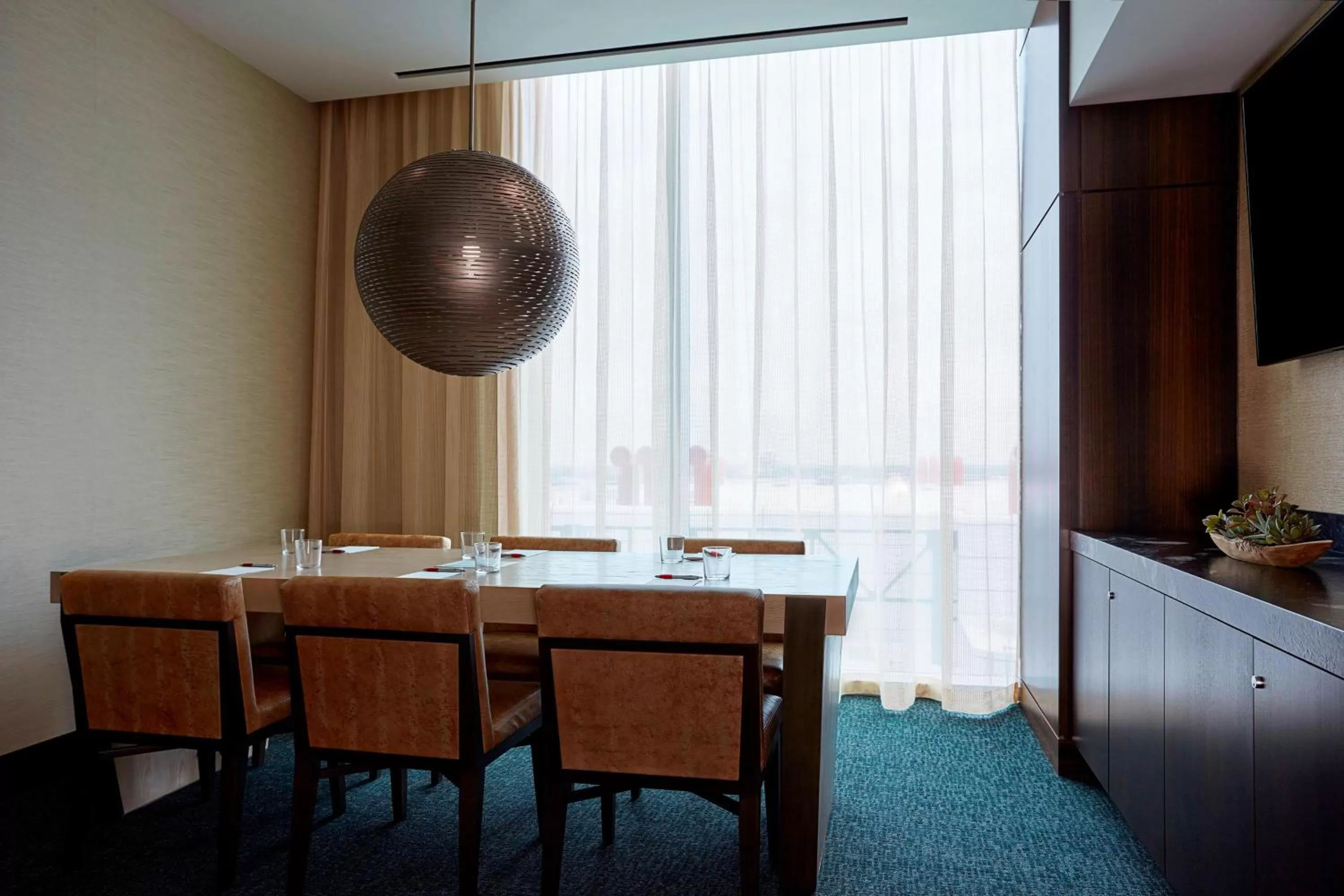 Lounge or bar in Marriott Marquis Houston