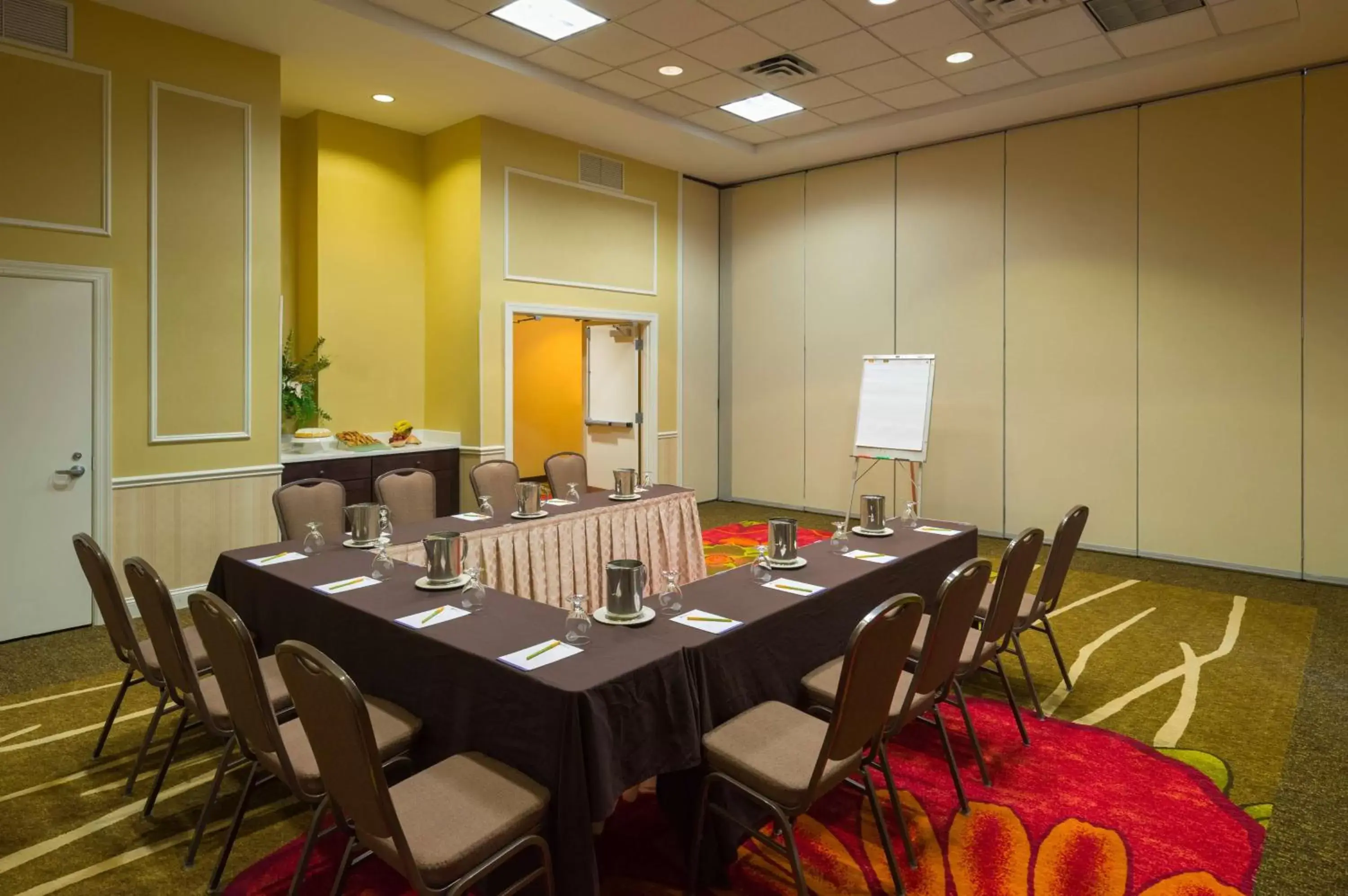 Meeting/conference room in Hilton Garden Inn Edison/Raritan Center