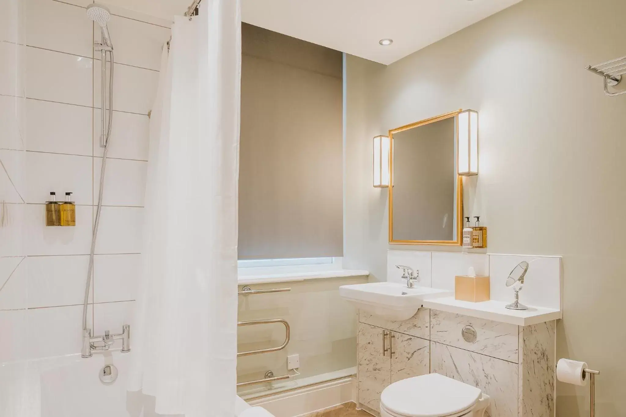 Bathroom in Grouse & Claret, Matlock by Marston's Inns