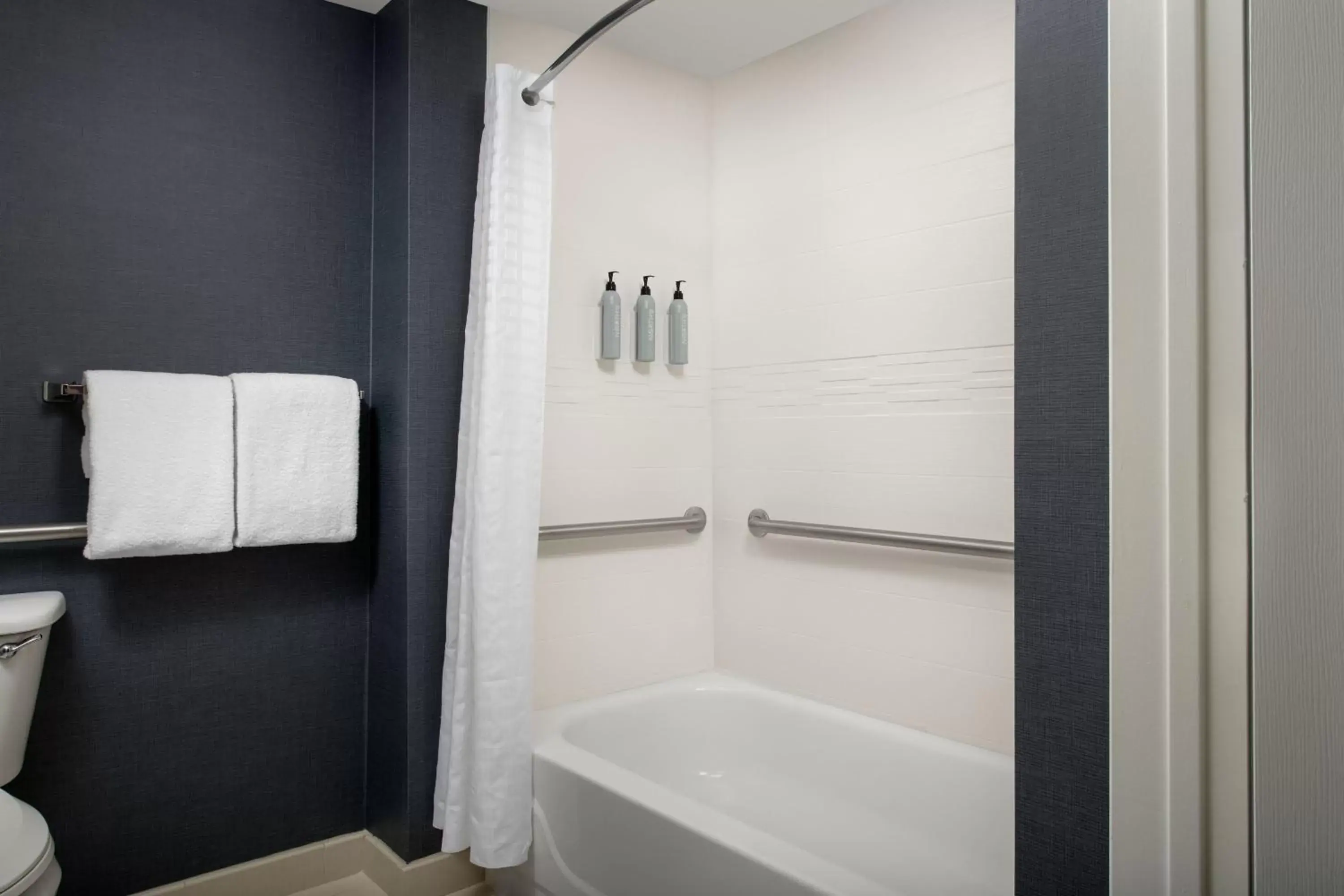 Bathroom in Residence Inn by Marriott Phoenix Airport