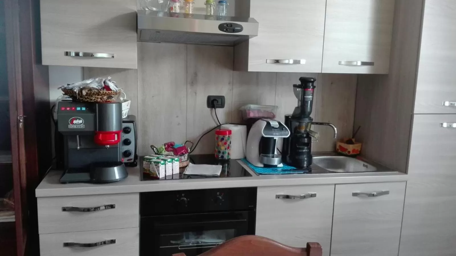 Kitchen or kitchenette in Dormi da me sul mare