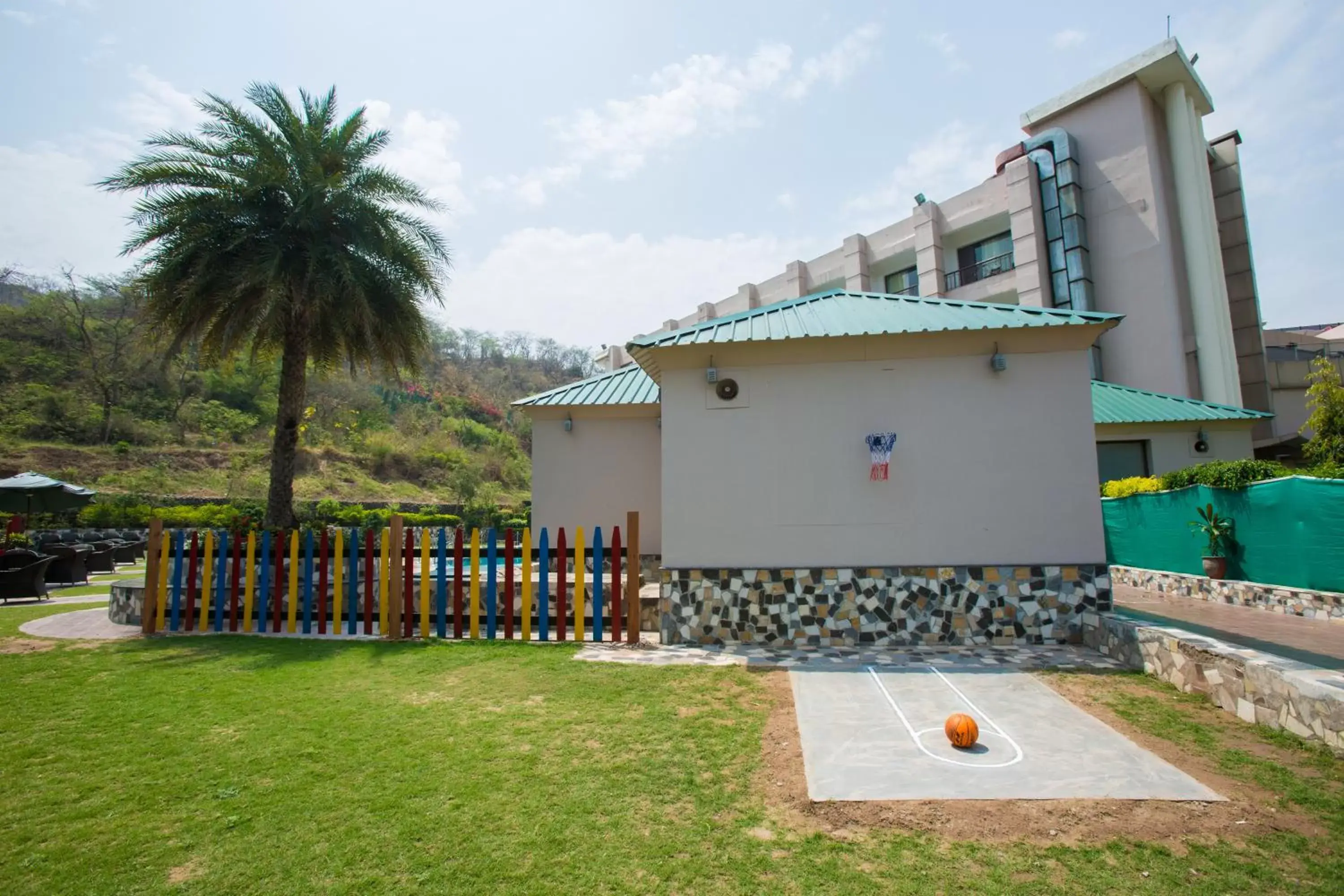 Property building in Golden Tulip Chandigarh, Panchkula Property building in Golden Tulip Chandigarh, Panchkula