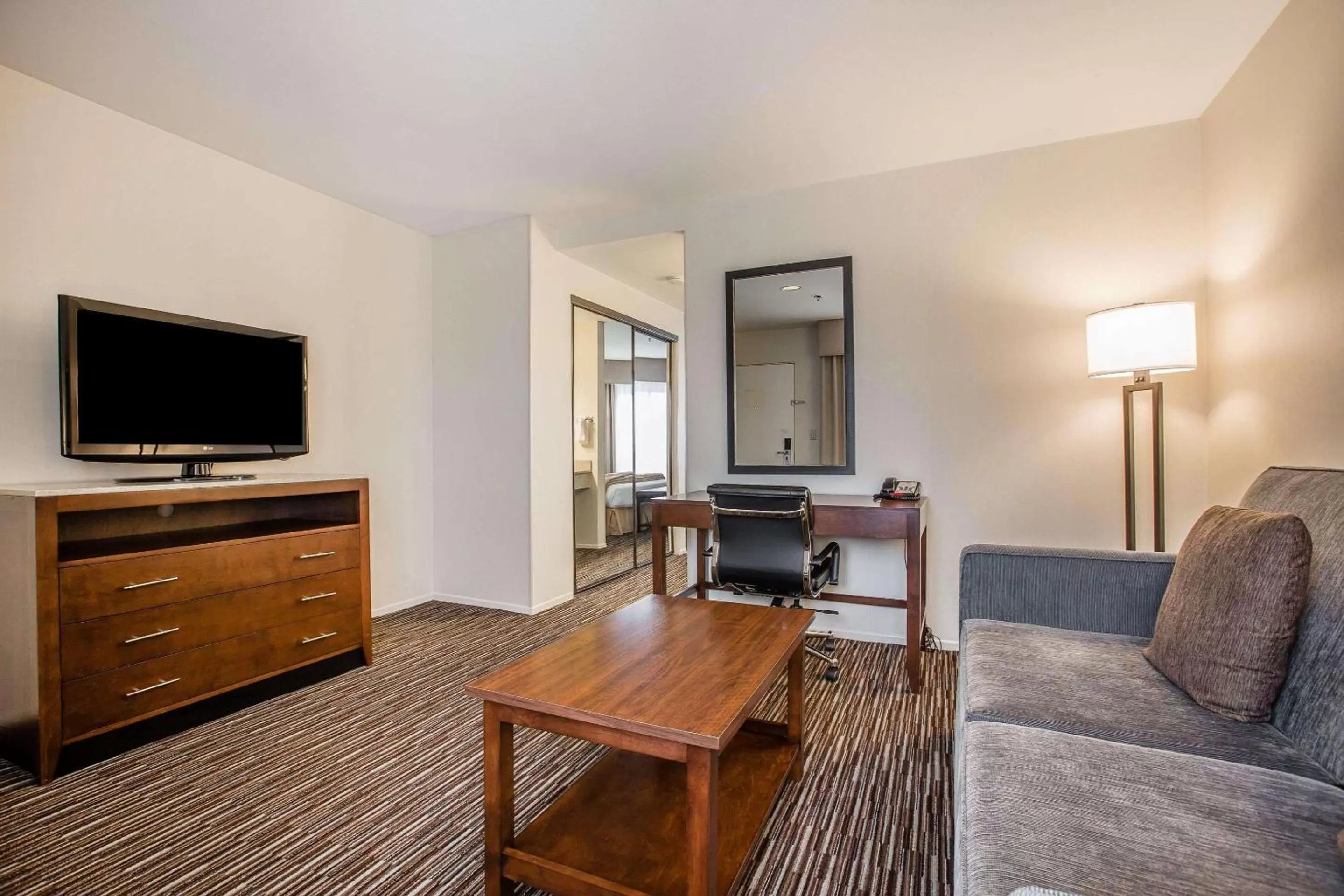 Photo of the whole room in Quality Inn & Suites Hermosa Beach