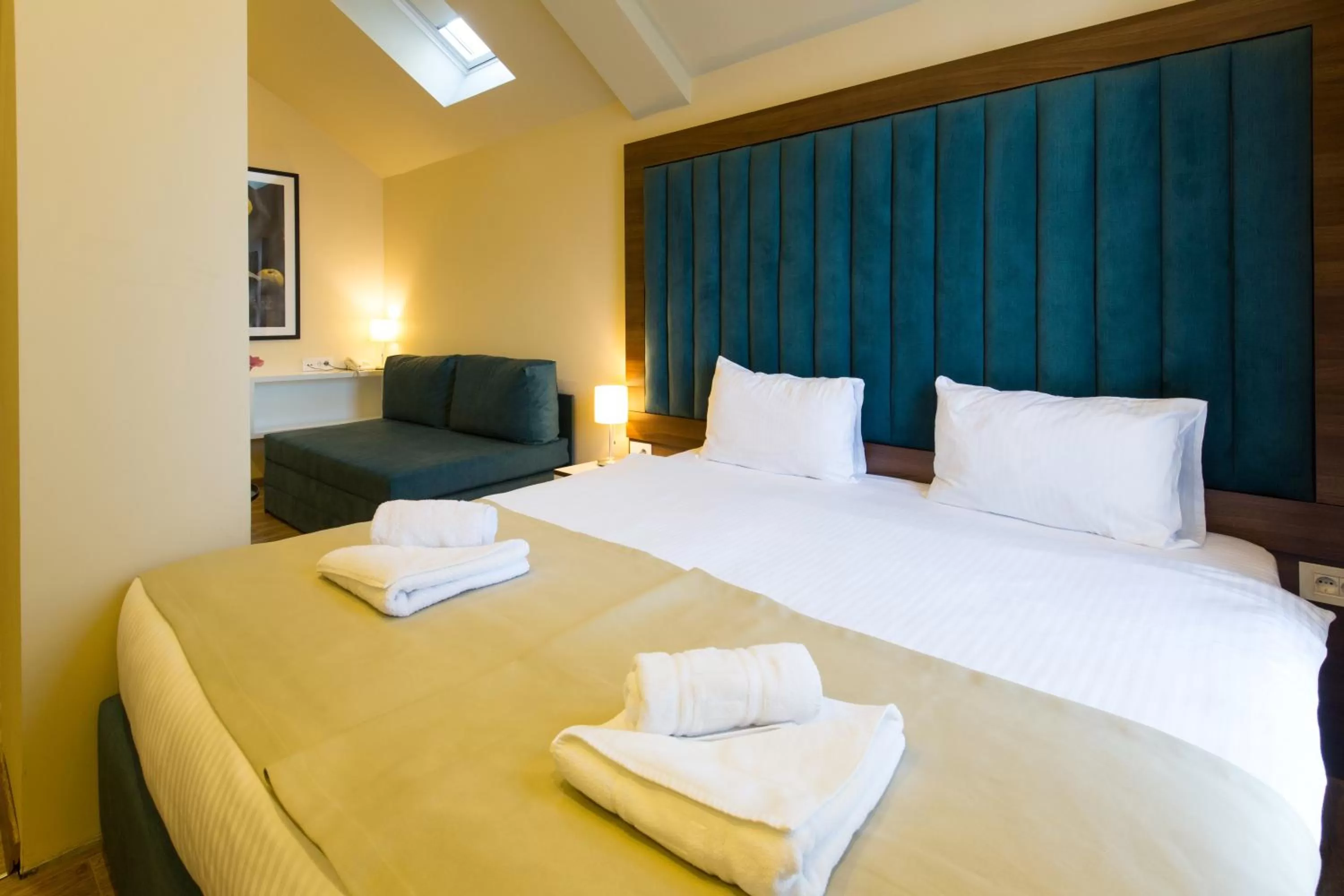 Bed in Marquise Hotel Garni