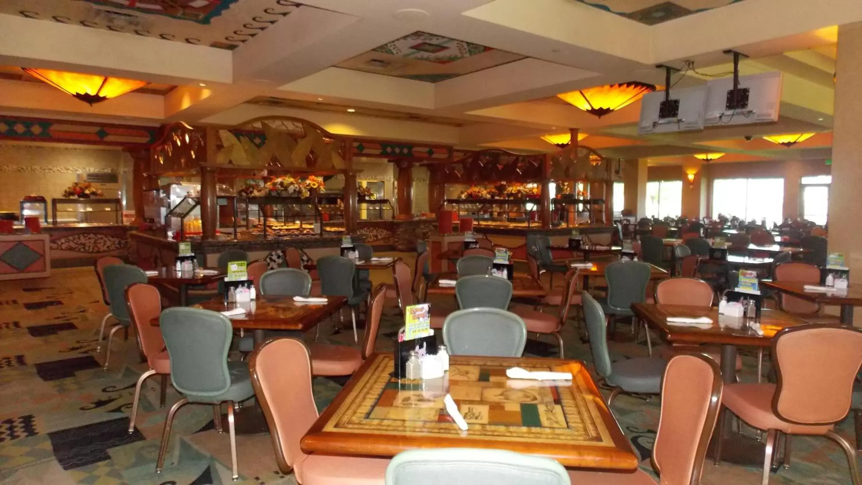 Restaurant/Places to Eat in Avi Resort & Casino