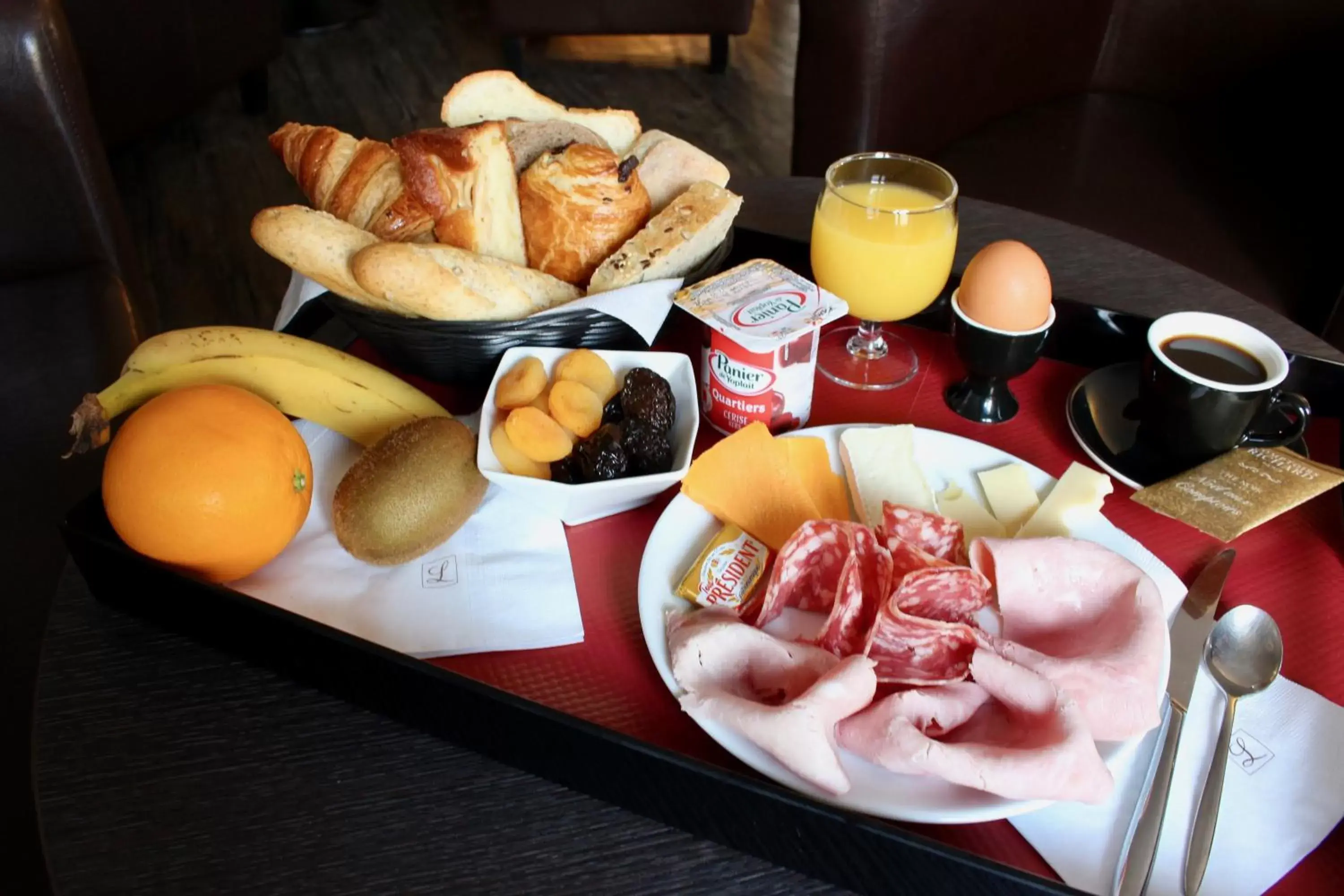 Breakfast in Hotel Le Charleston