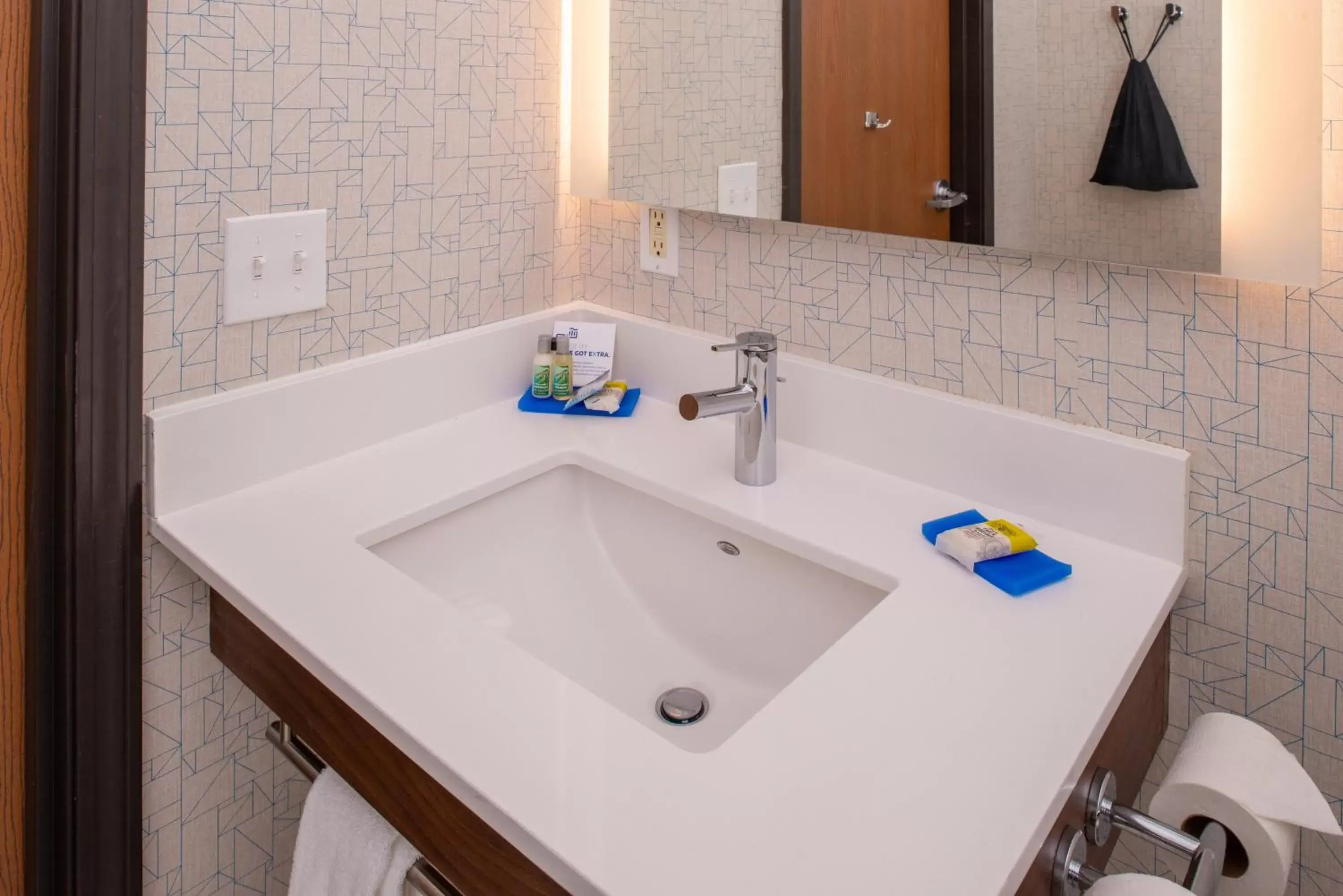 Photo of the whole room, Bathroom in Holiday Inn Express Hotel & Suites Gunnison, an IHG Hotel