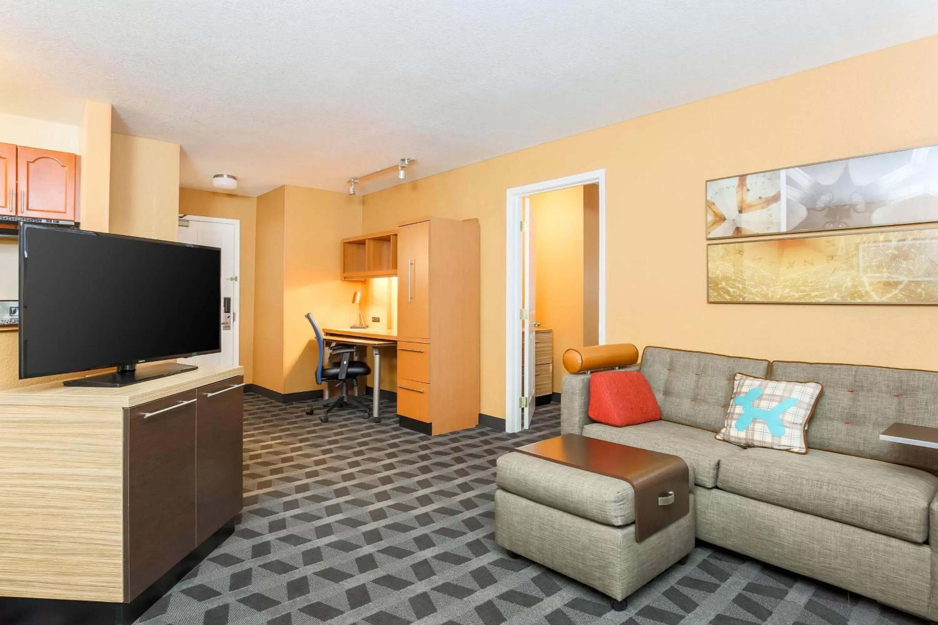 Living room, Seating Area in TownePlace Suites Denver Southeast