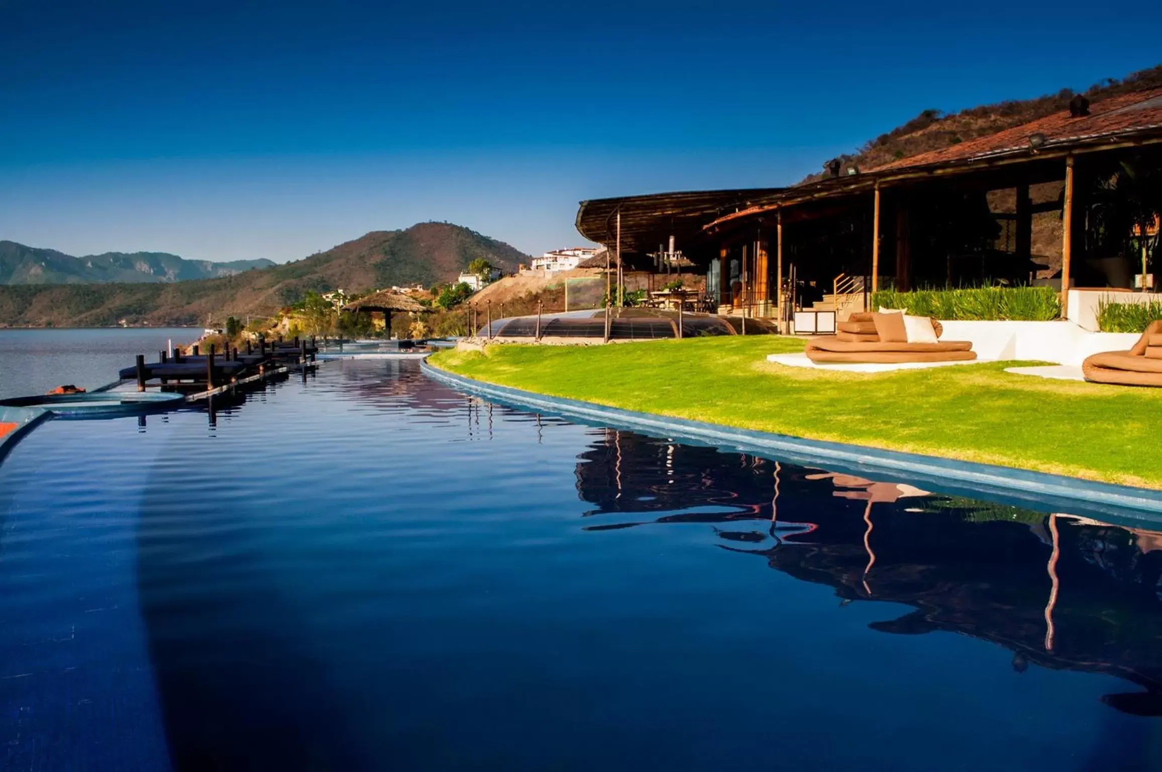 Swimming Pool in El Santuario Resort & Spa