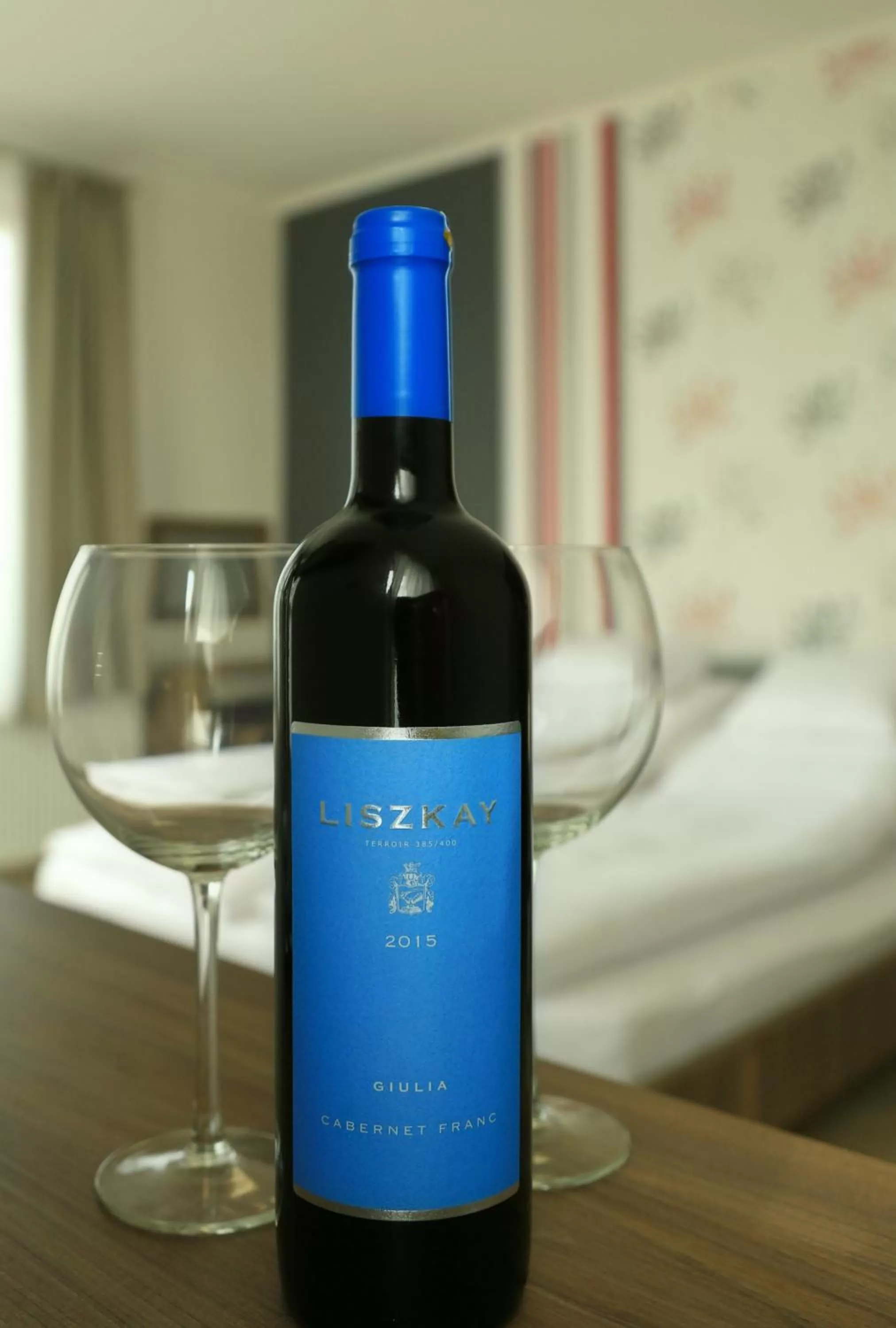 Bed in Sugó Panzió