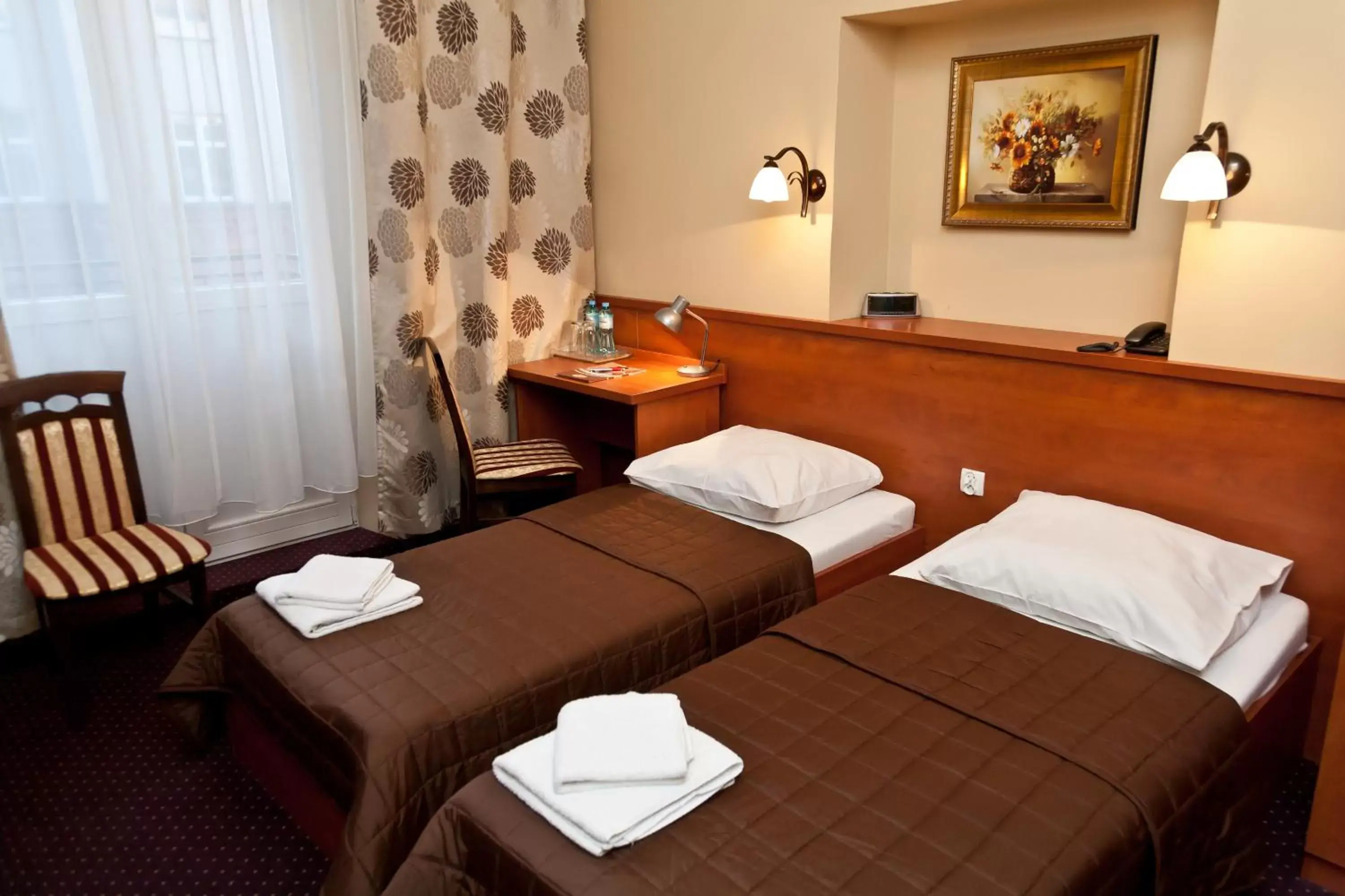 Bed in Hotel Maksymilian