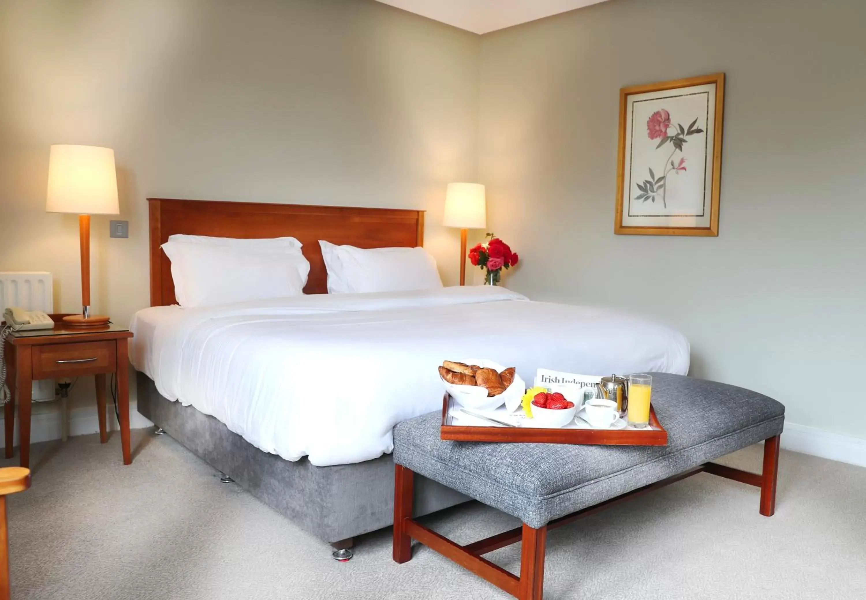 Bedroom, Bed in Ballymascanlon Hotel and Golf Resort