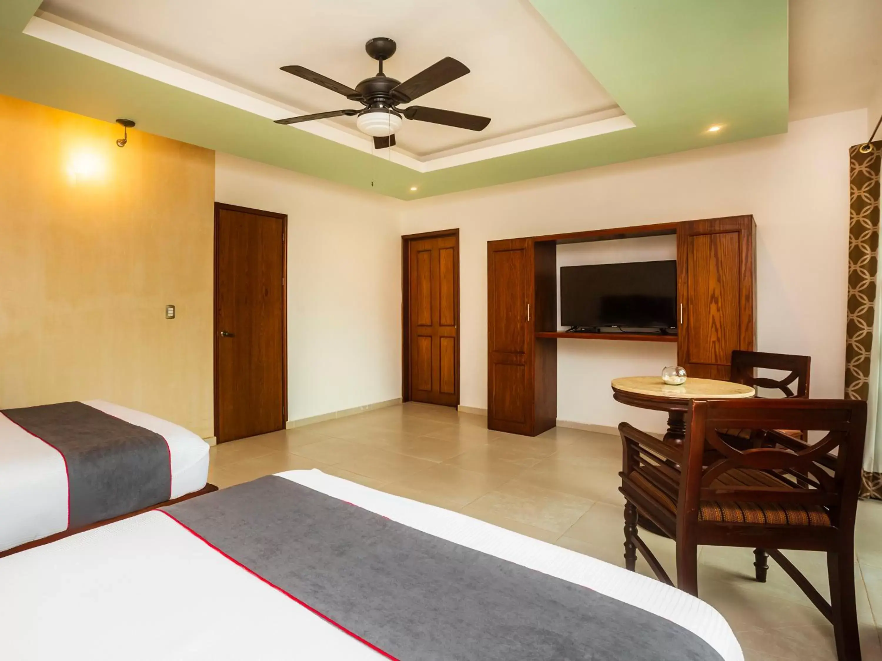 Bedroom in Hotel Beach Don Gonzalo