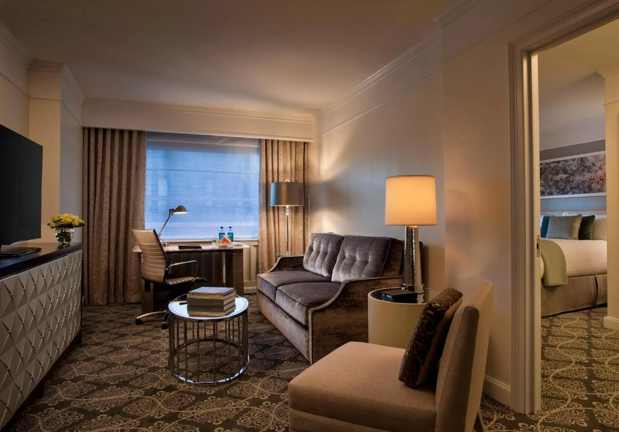 Photo of the whole room in Loews Regency New York Hotel