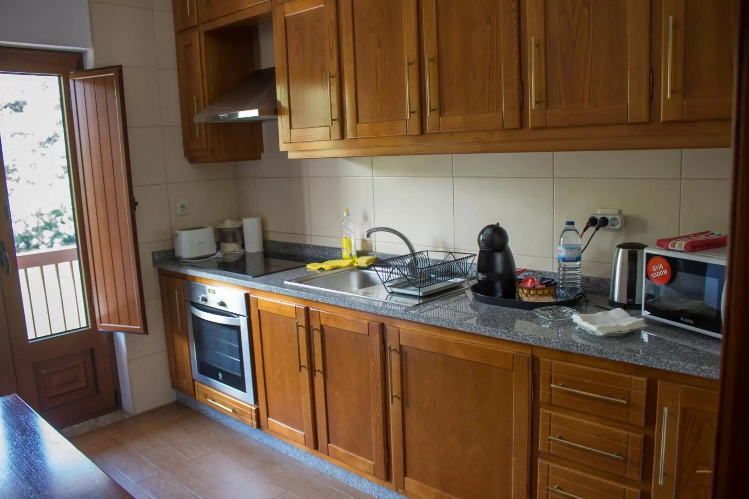 Kitchen or kitchenette, Kitchen/Kitchenette in Hotel Casa do Tua