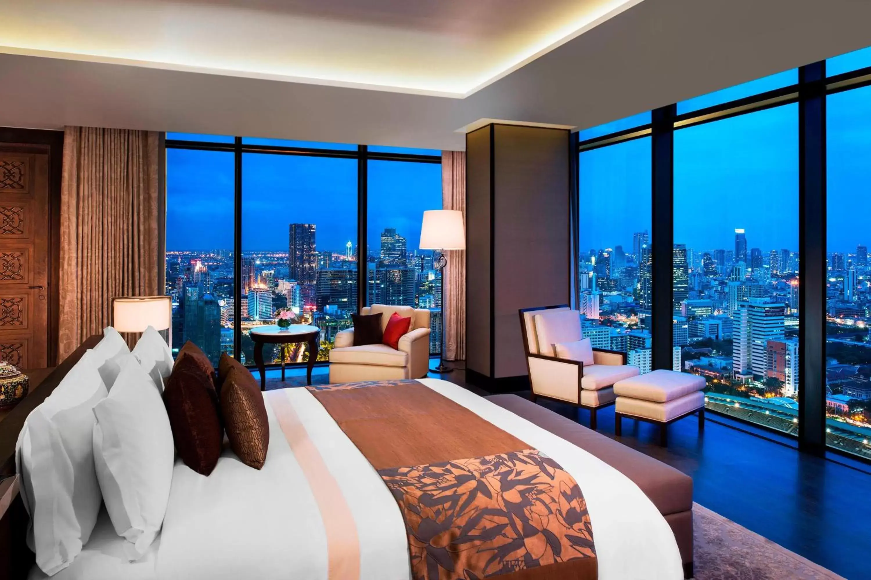 Photo of the whole room, City View in The St Regis Bangkok