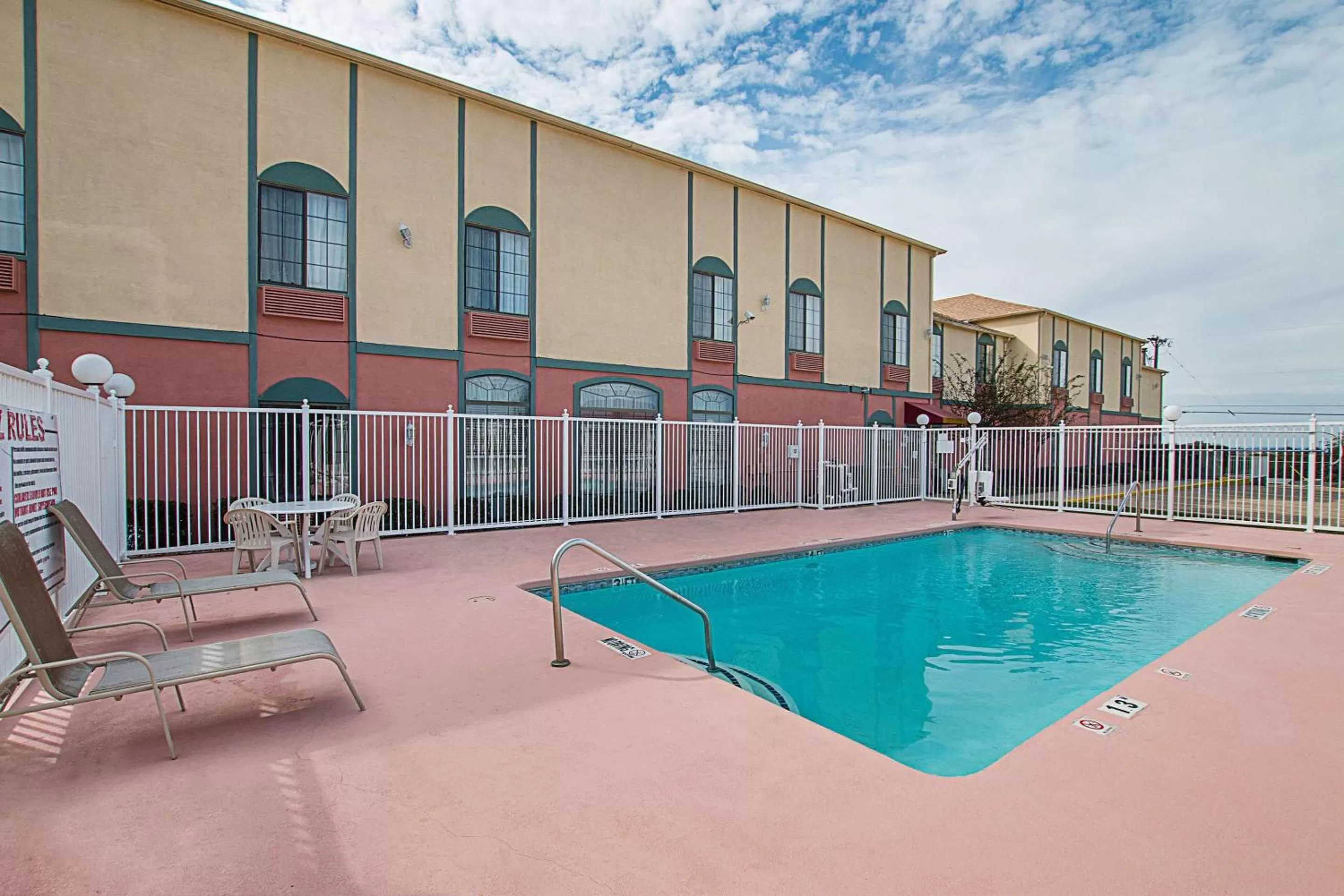 On site in Quality Suites Temple I-35