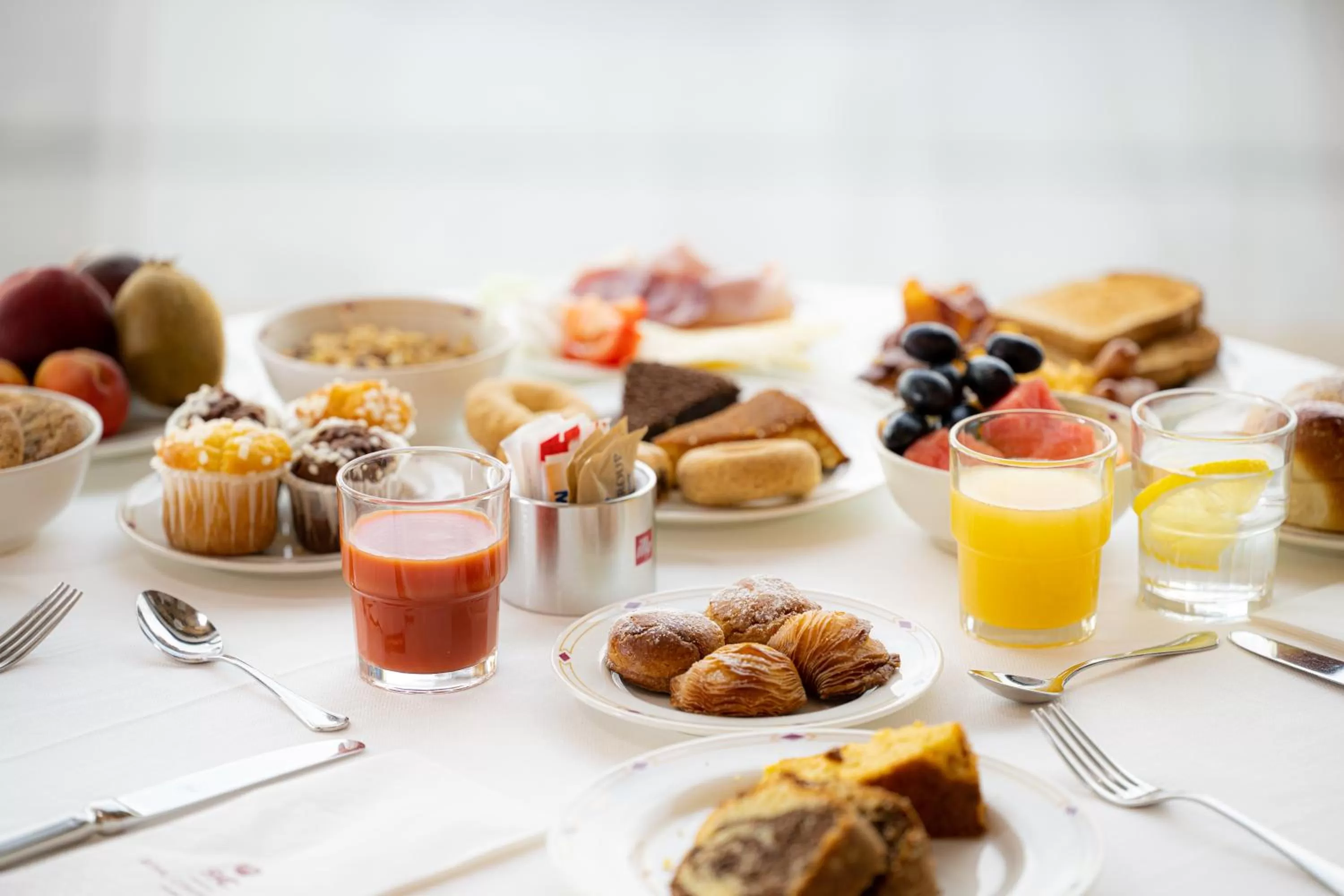 Breakfast in Hotel Royal Continental