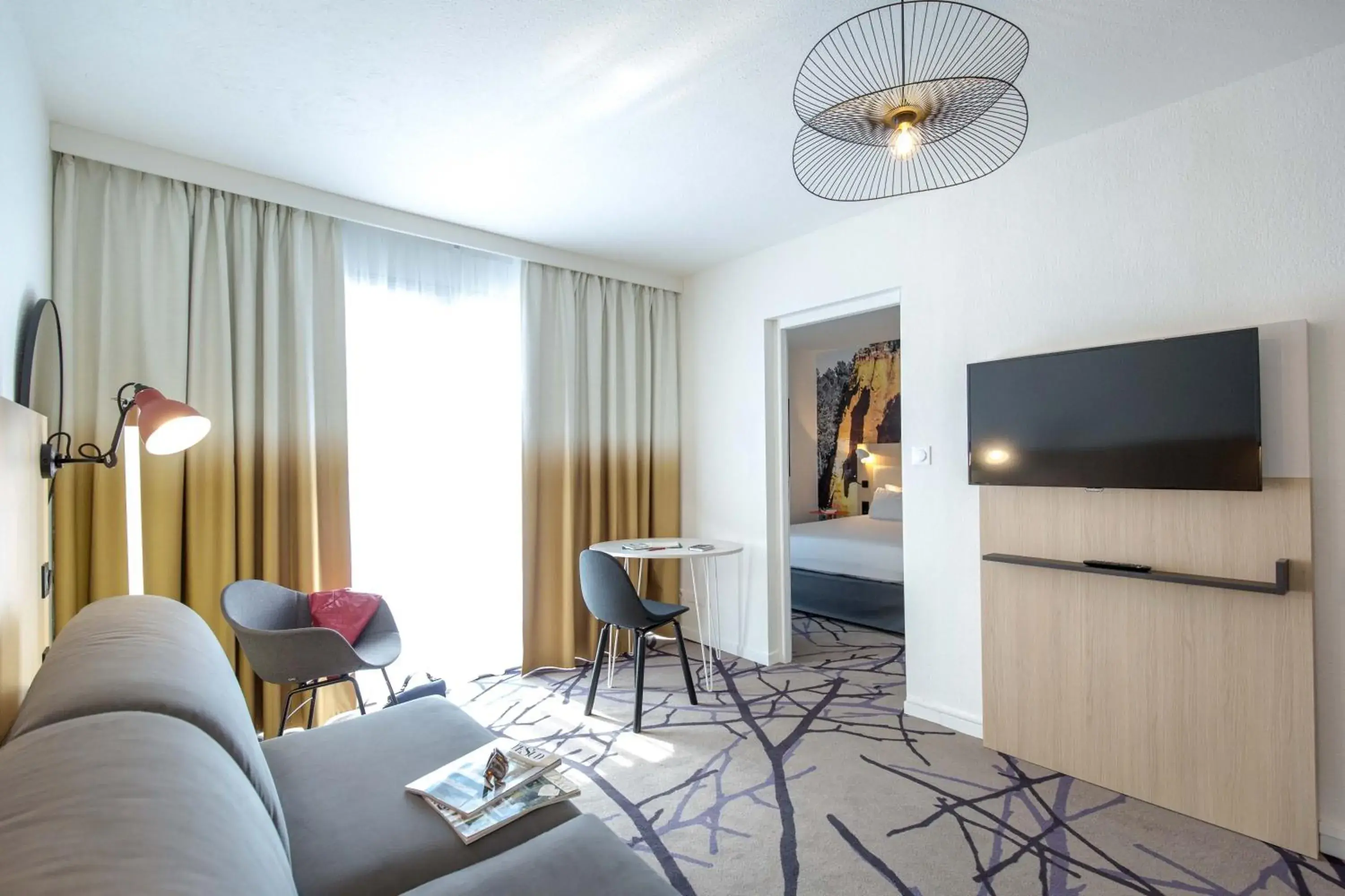 Bedroom, Seating Area in Mercure Cavaillon