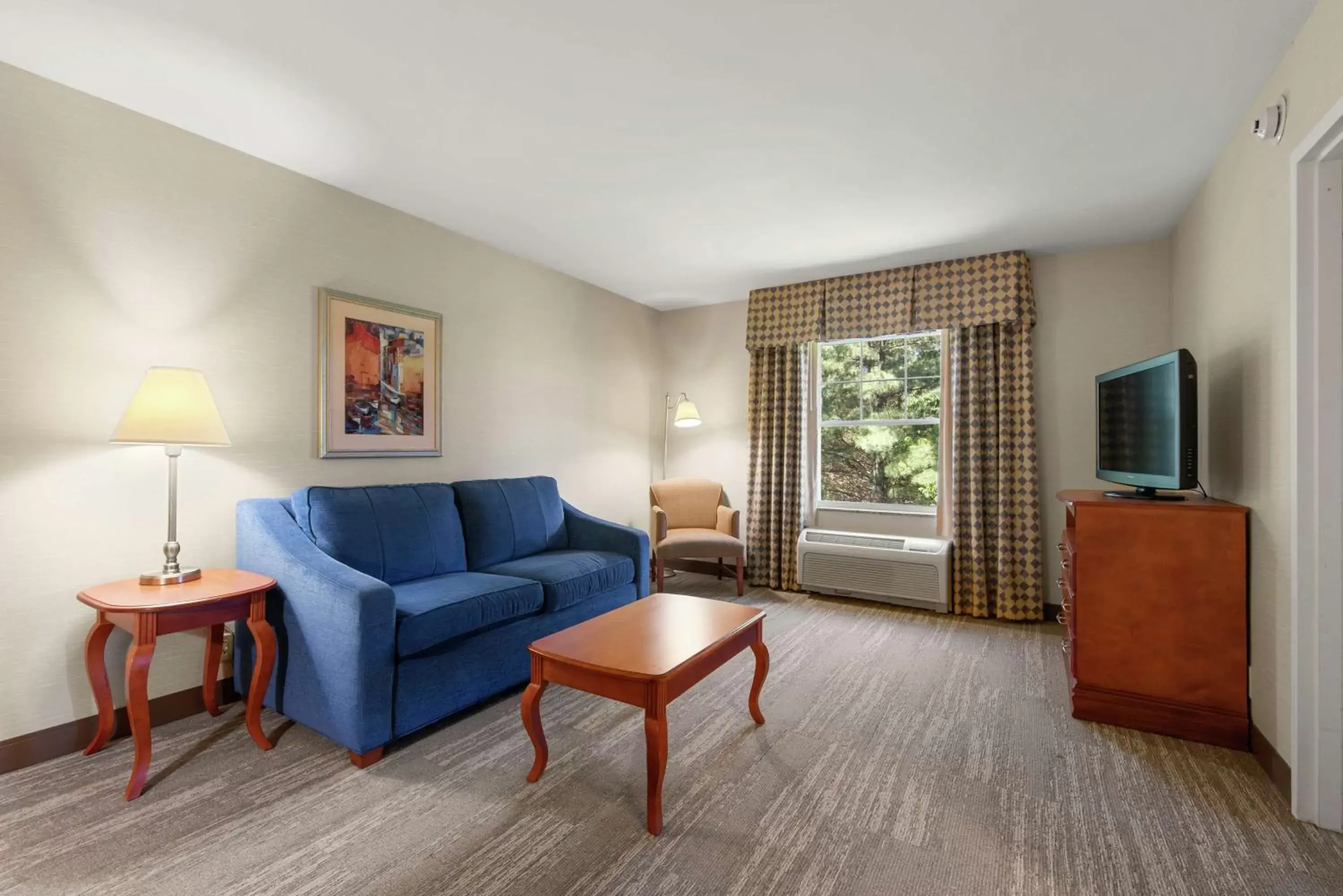 Living room, Seating Area in Hampton Inn & Suites North Conway