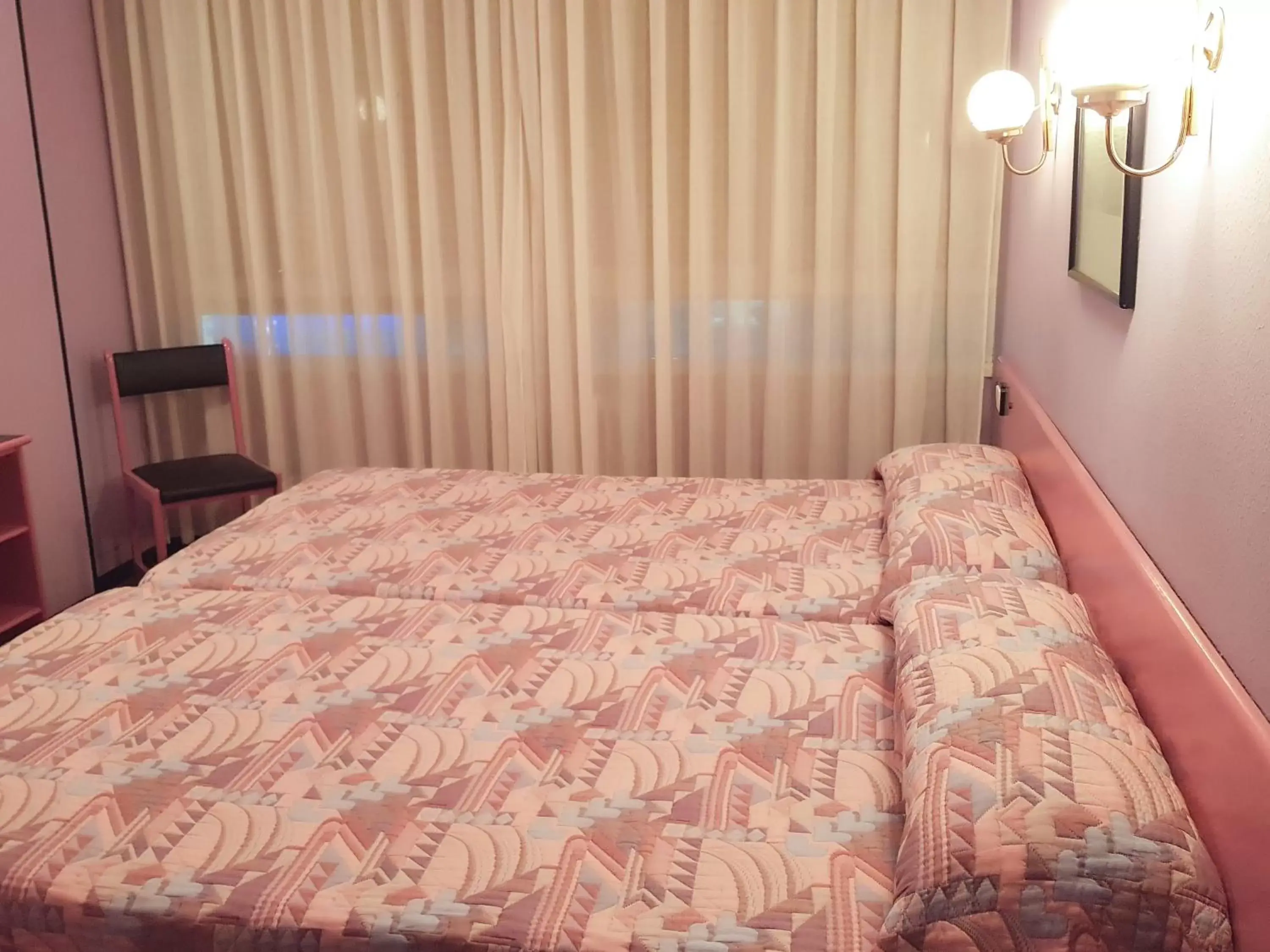 Photo of the whole room, Bed in Hotel Faranda Express Alisas Santander