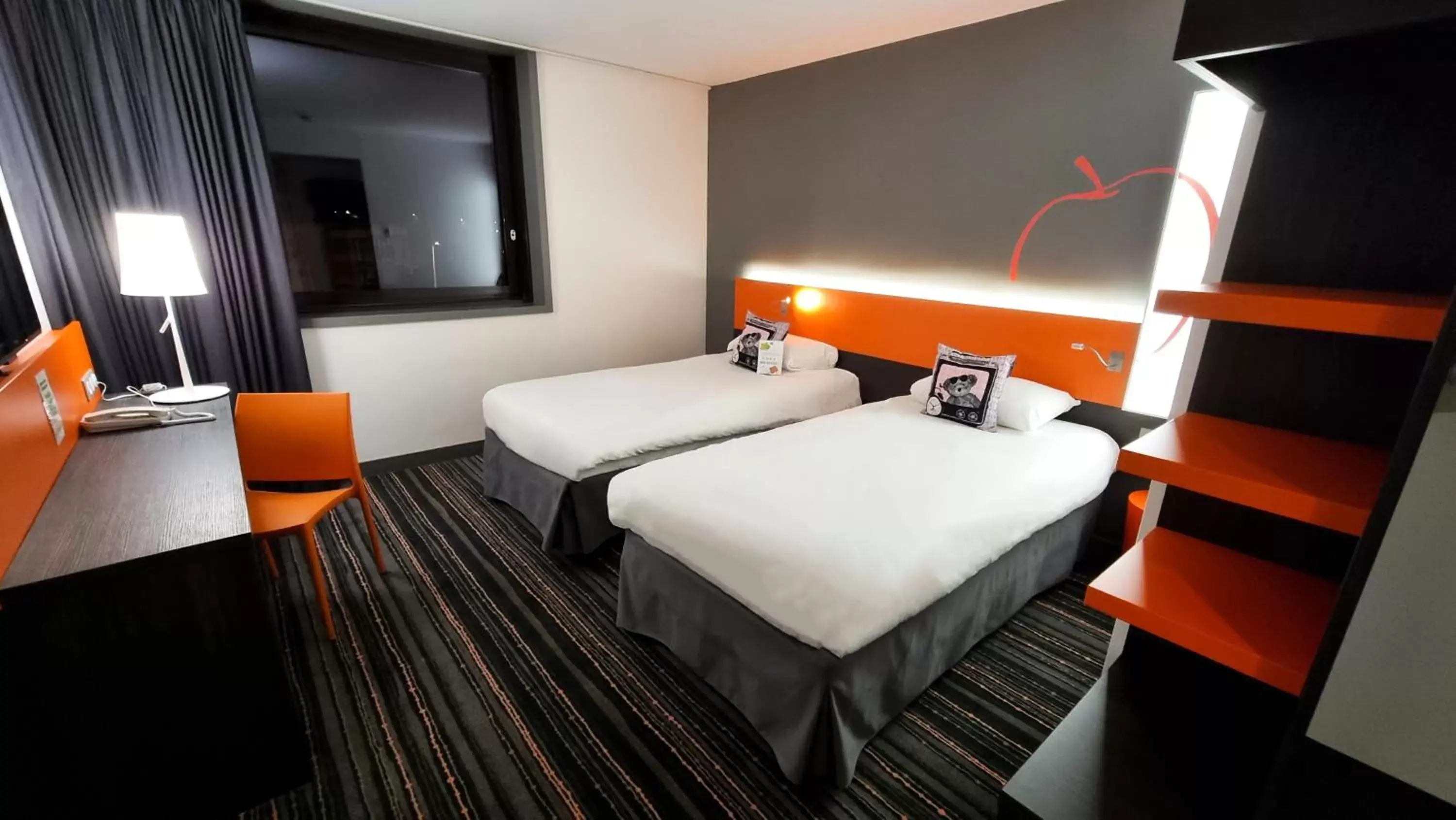 Bed in ibis Styles Caen centre gare