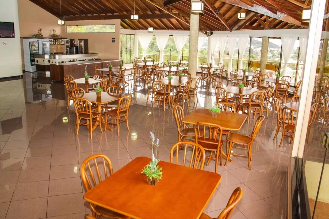 Restaurant/places to eat in Hotel Lago Dourado