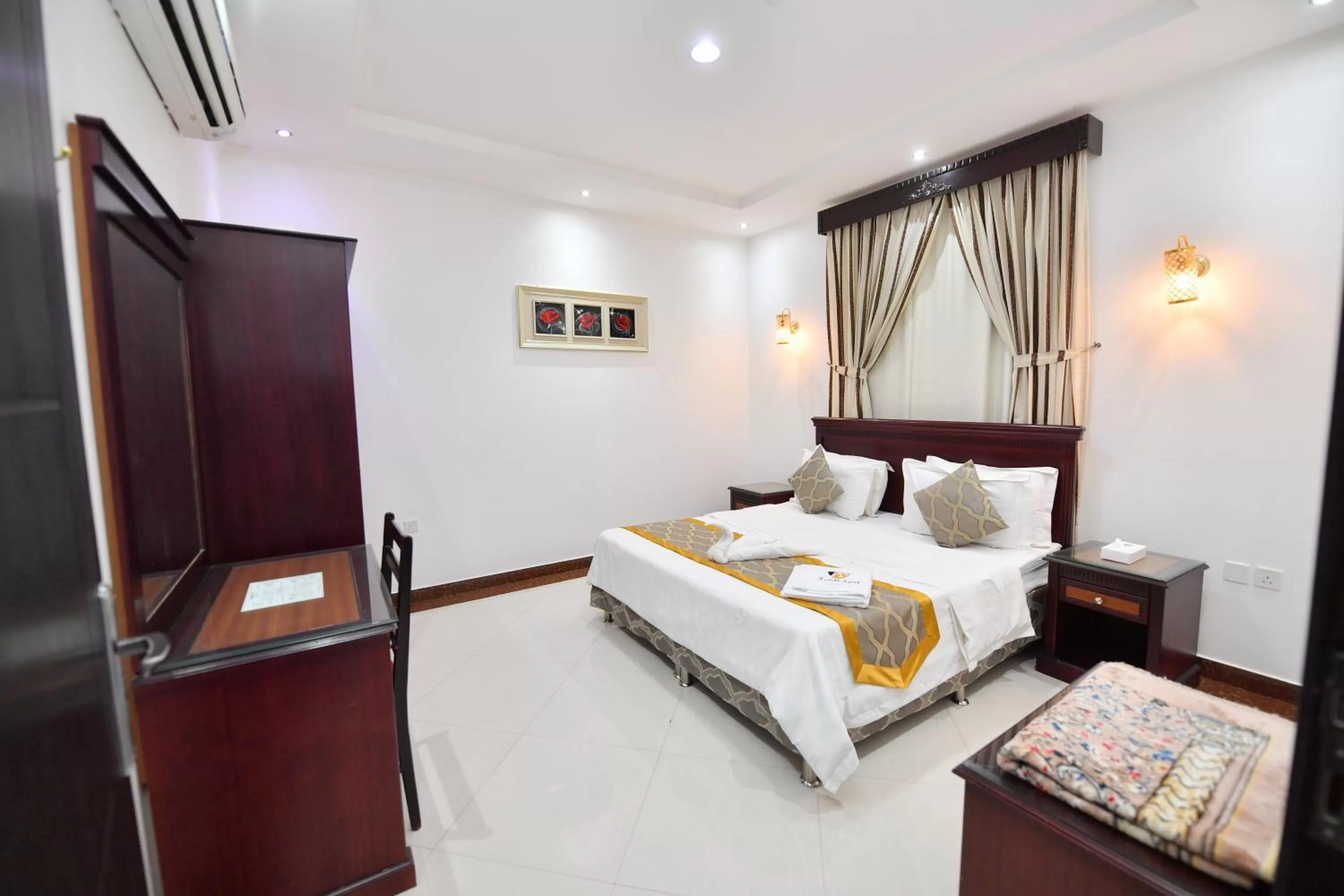 Bed in Aseel Alsharq Serviced Apartments - اقتصادي