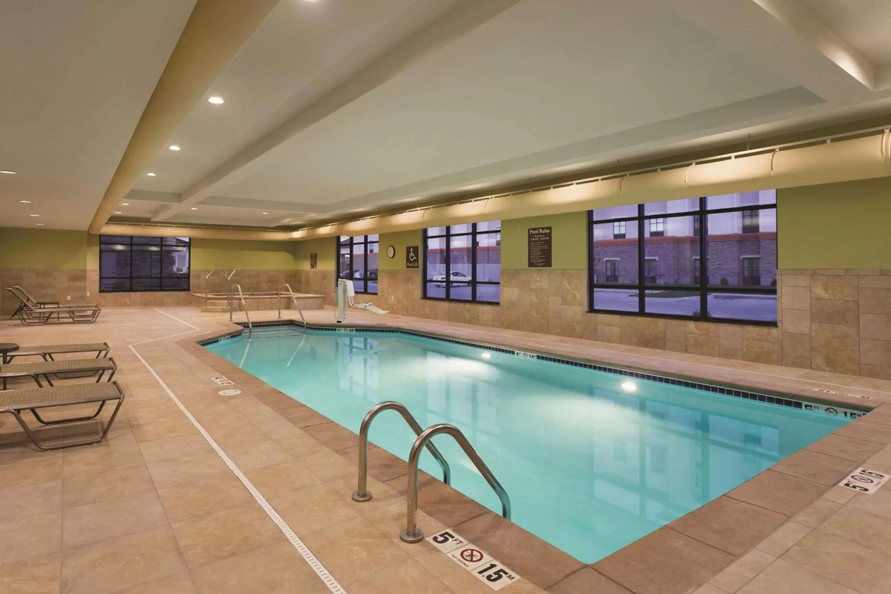 Pool view, Swimming Pool in Homewood Suites by Hilton West Des Moines/SW Mall Area