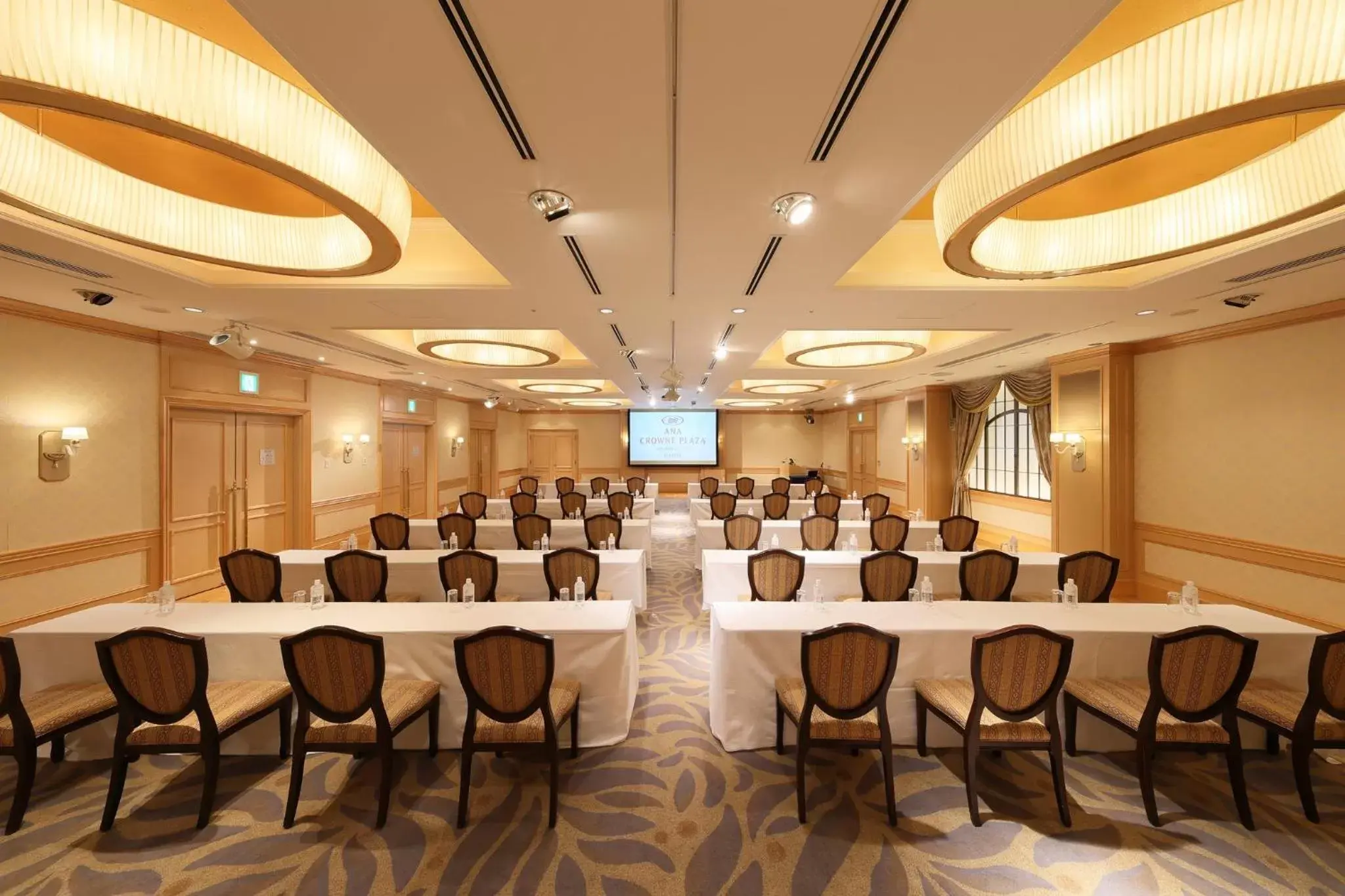 Meeting/conference room in ANA Crowne Plaza Narita, an IHG Hotel