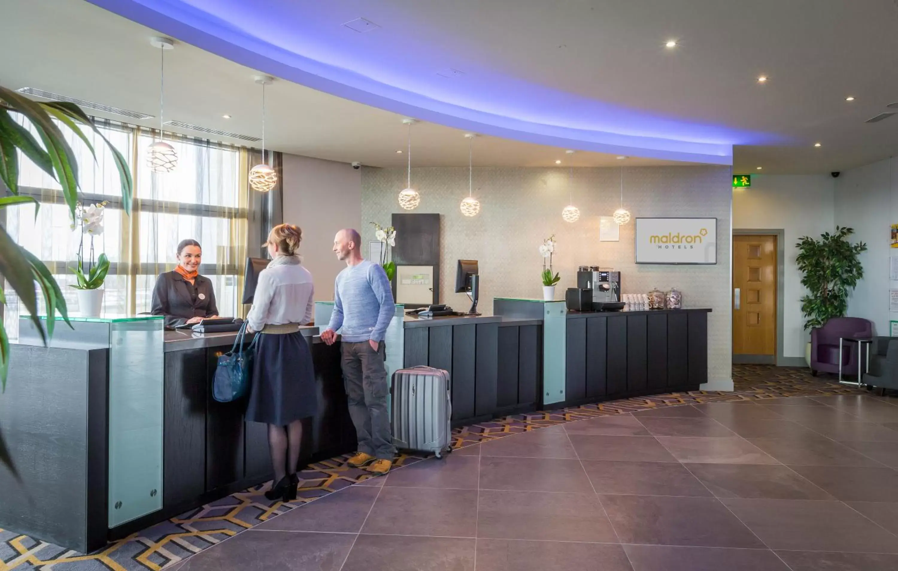 Lobby or reception in Maldron Hotel & Leisure Centre Limerick