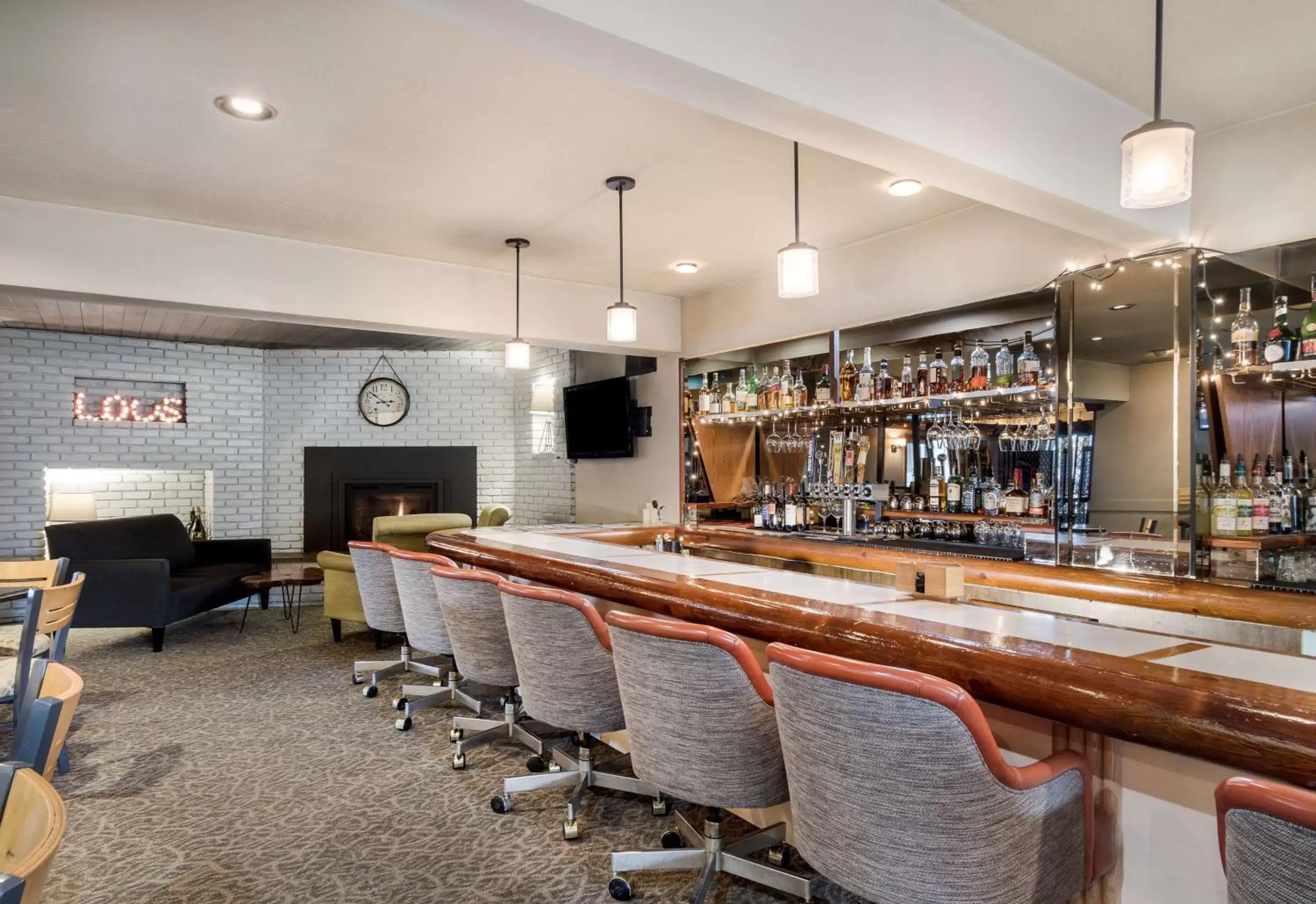 Restaurant/places to eat, Lounge/Bar in Best Western Portland West Beaverton