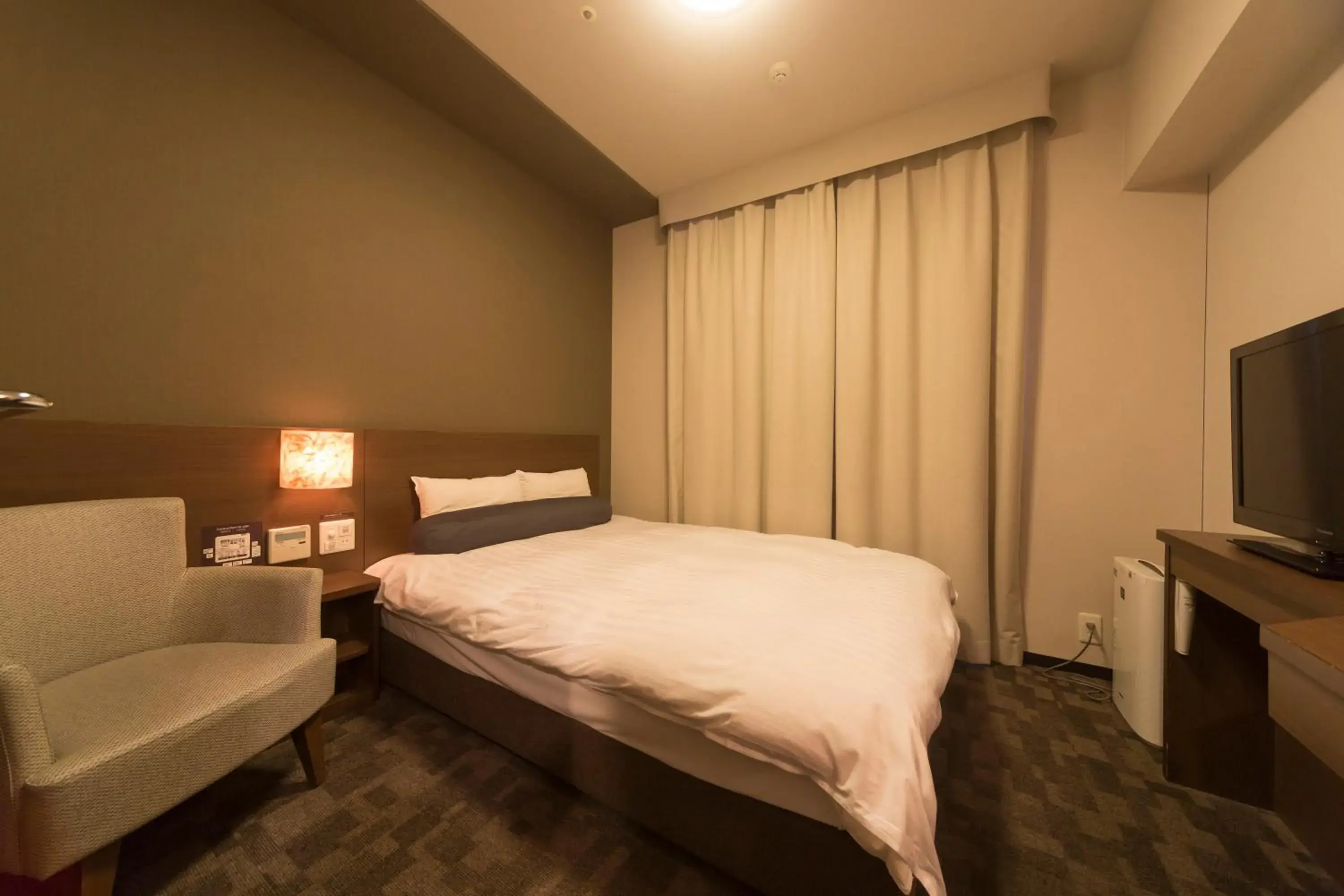 Bedroom, Bed in Dormy Inn Premium Shibuya-jingumae