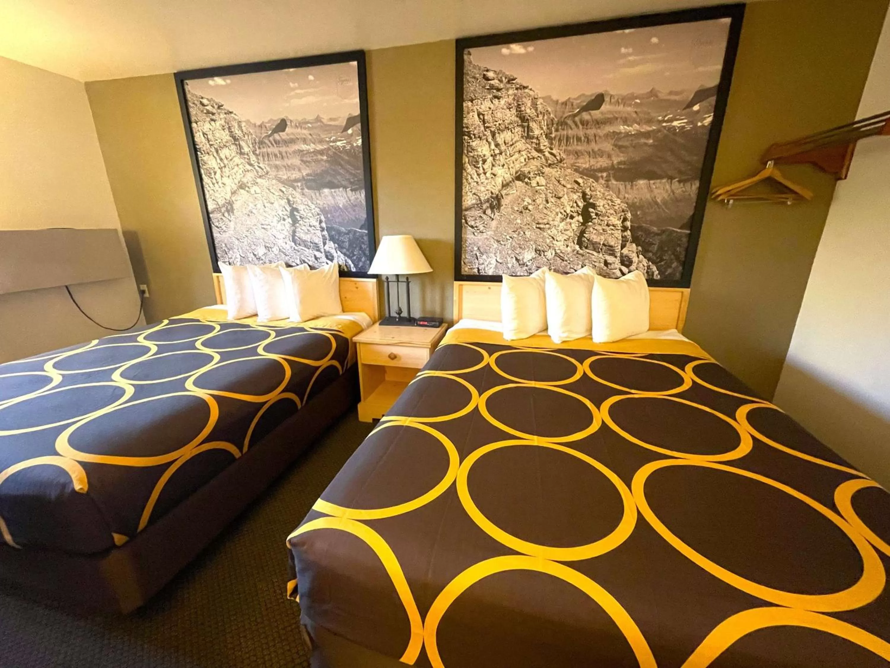 Photo of the whole room, Bed in FairBridge Inn & Suites Moscow - Pullman