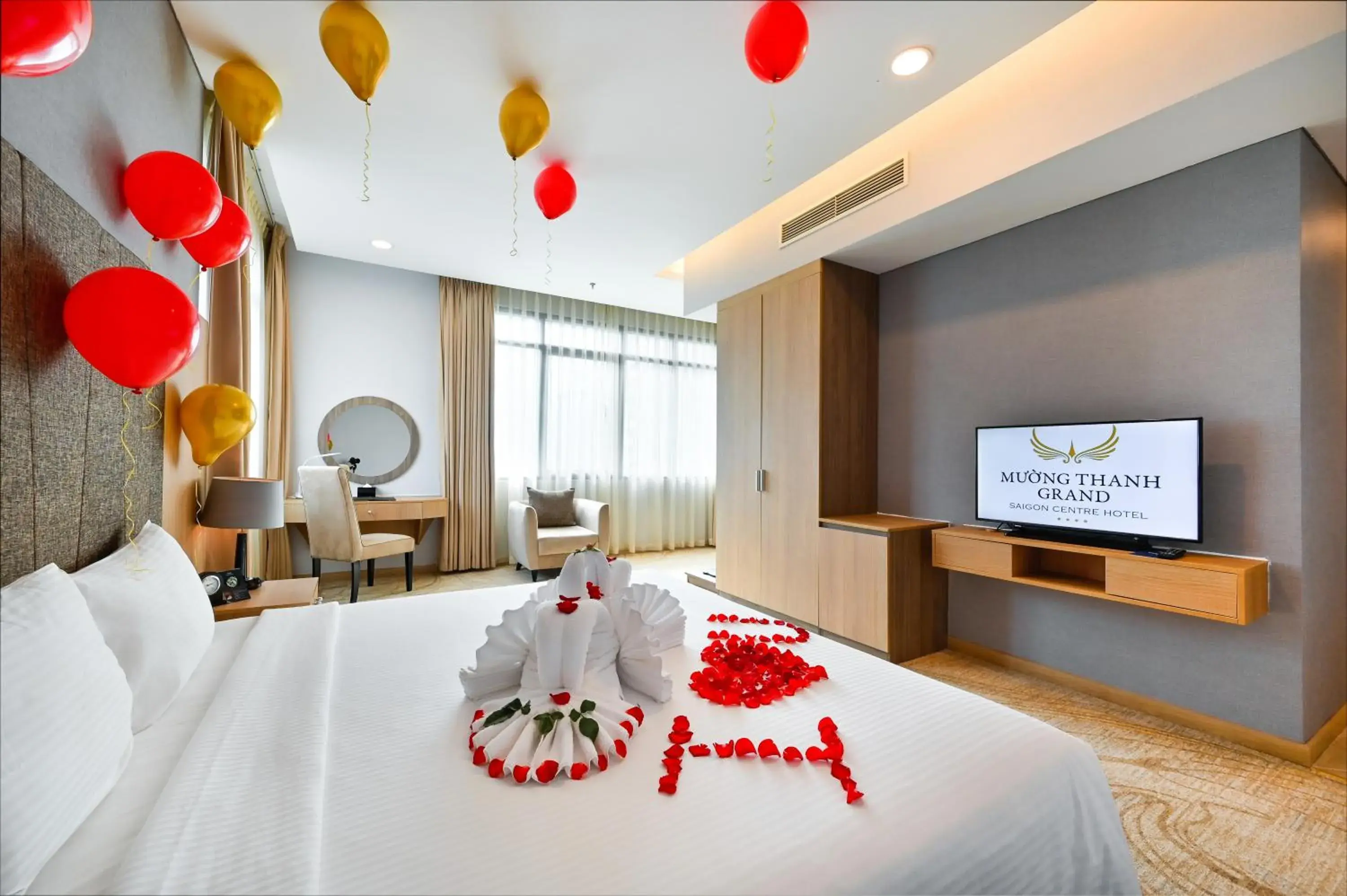 Decorative detail, Bed in Muong Thanh Grand Saigon Centre Hotel Decorative detail, Bed in Muong Thanh Grand Saigon Centre Hotel