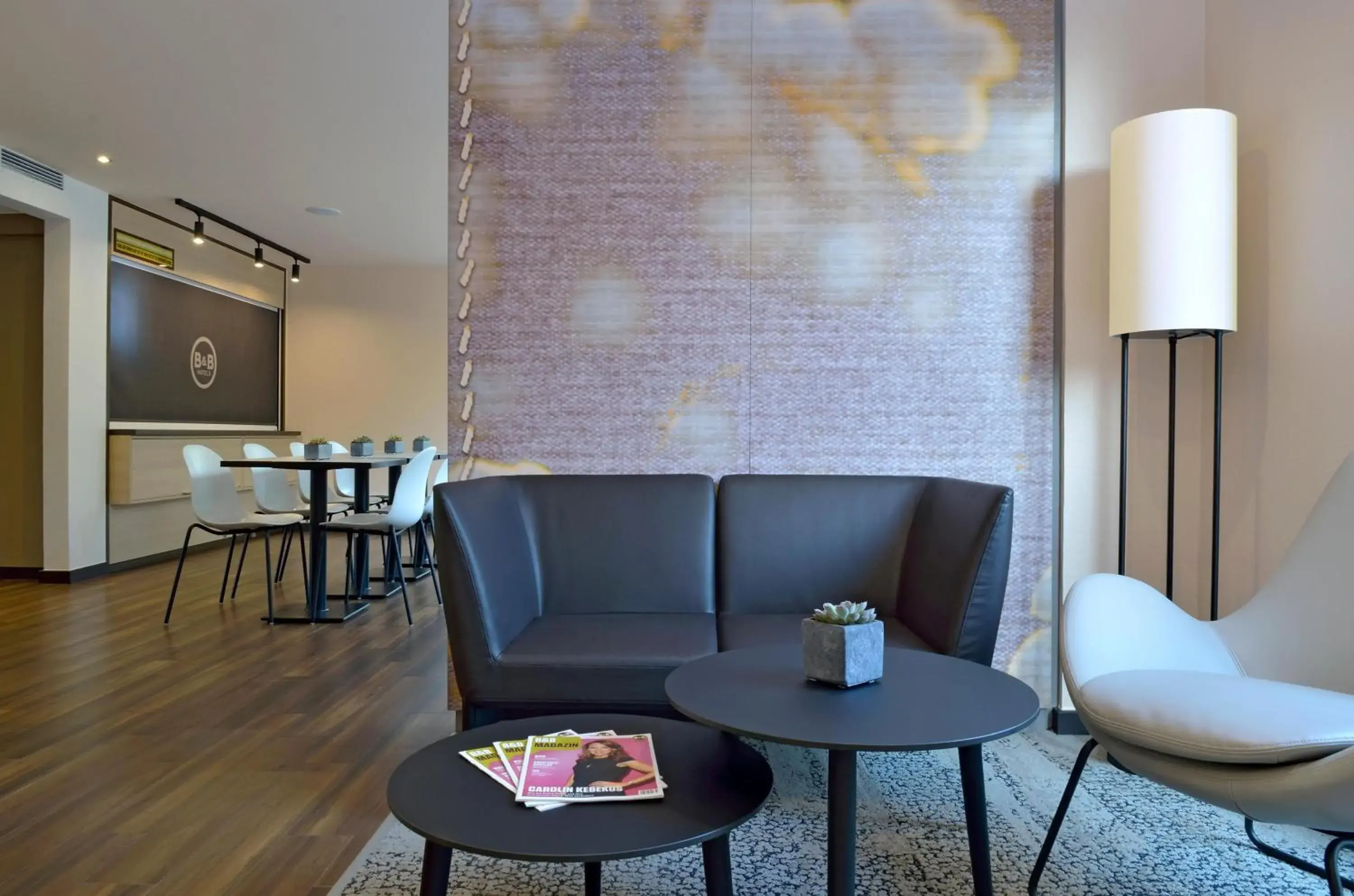 Lobby or reception, Seating Area in B&B Hotel Düsseldorf-Ratingen