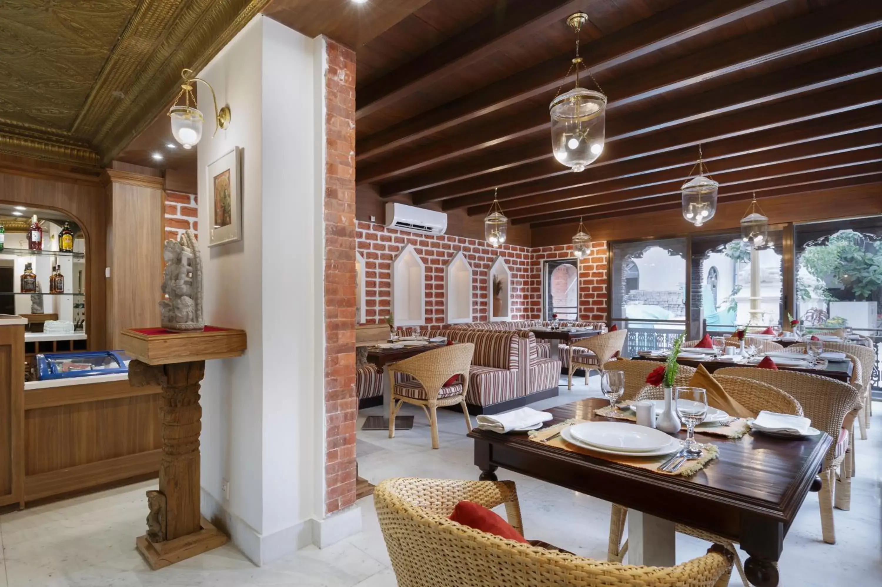 Restaurant/places to eat in Hotel Manaslu Restaurant/places to eat in Hotel Manaslu