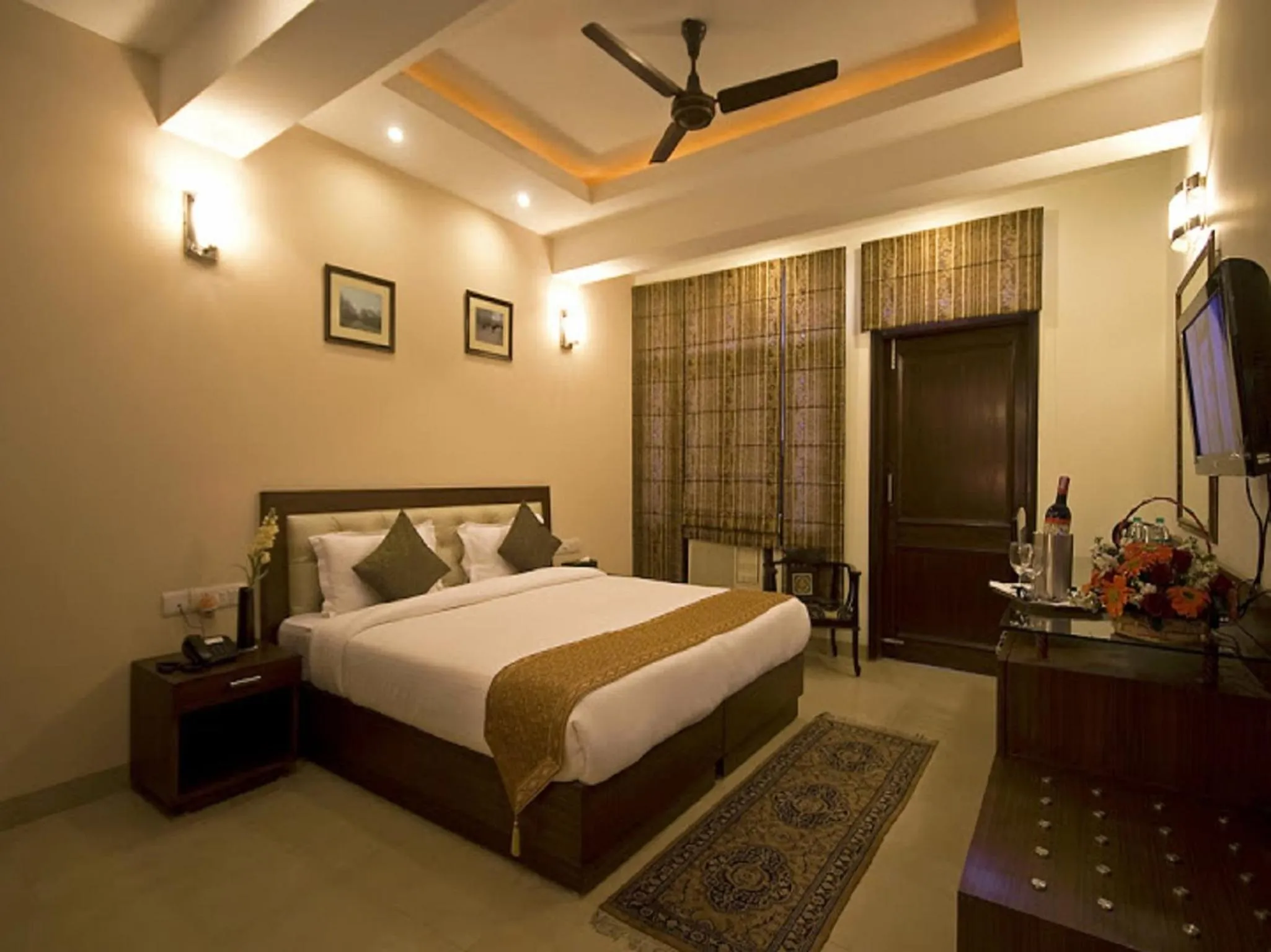 Bedroom, Bed in Red Maple Bed & Breakfast