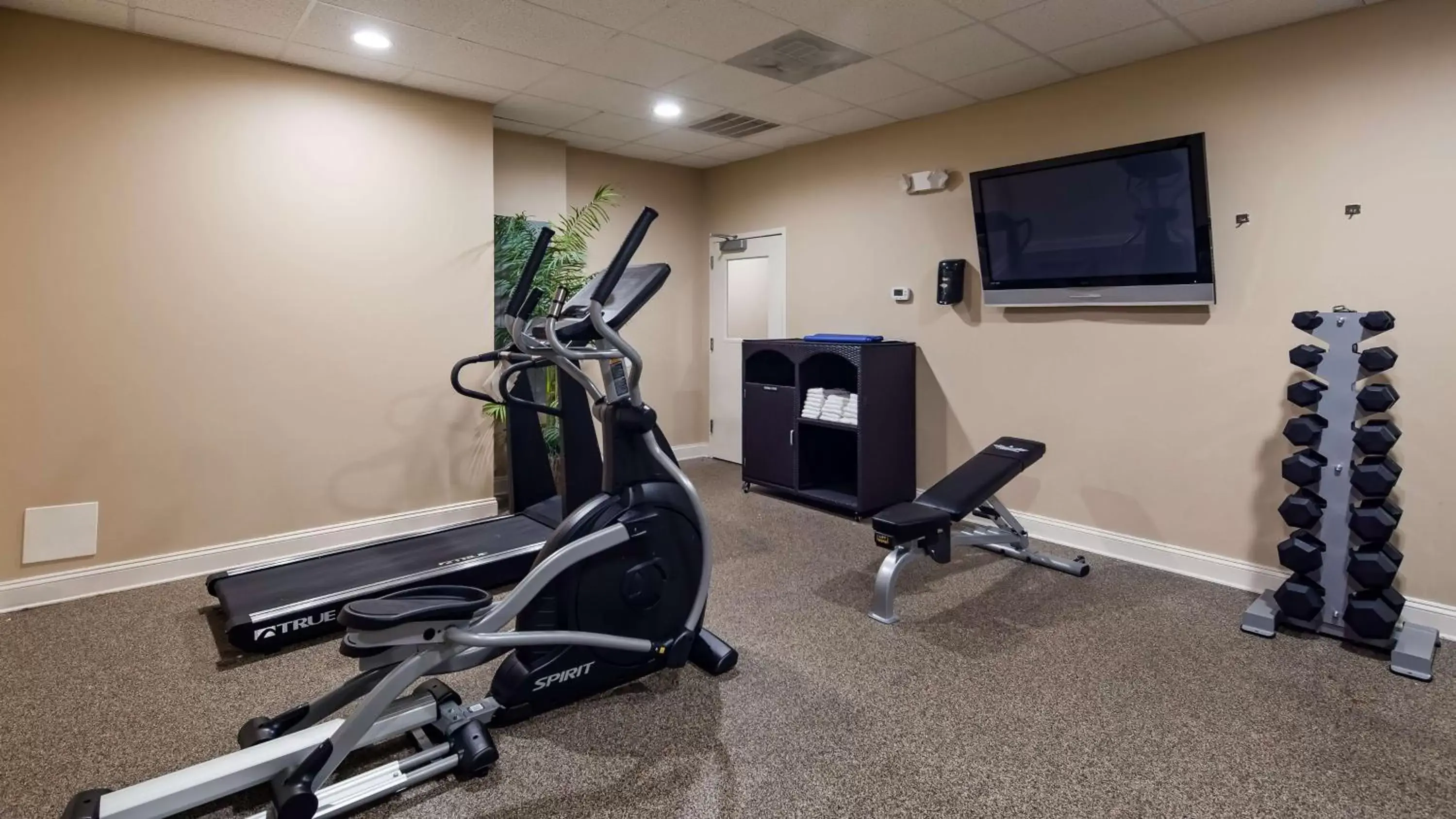 Activities, Fitness Center/Facilities in Best Western Ocean City Hotel and Suites