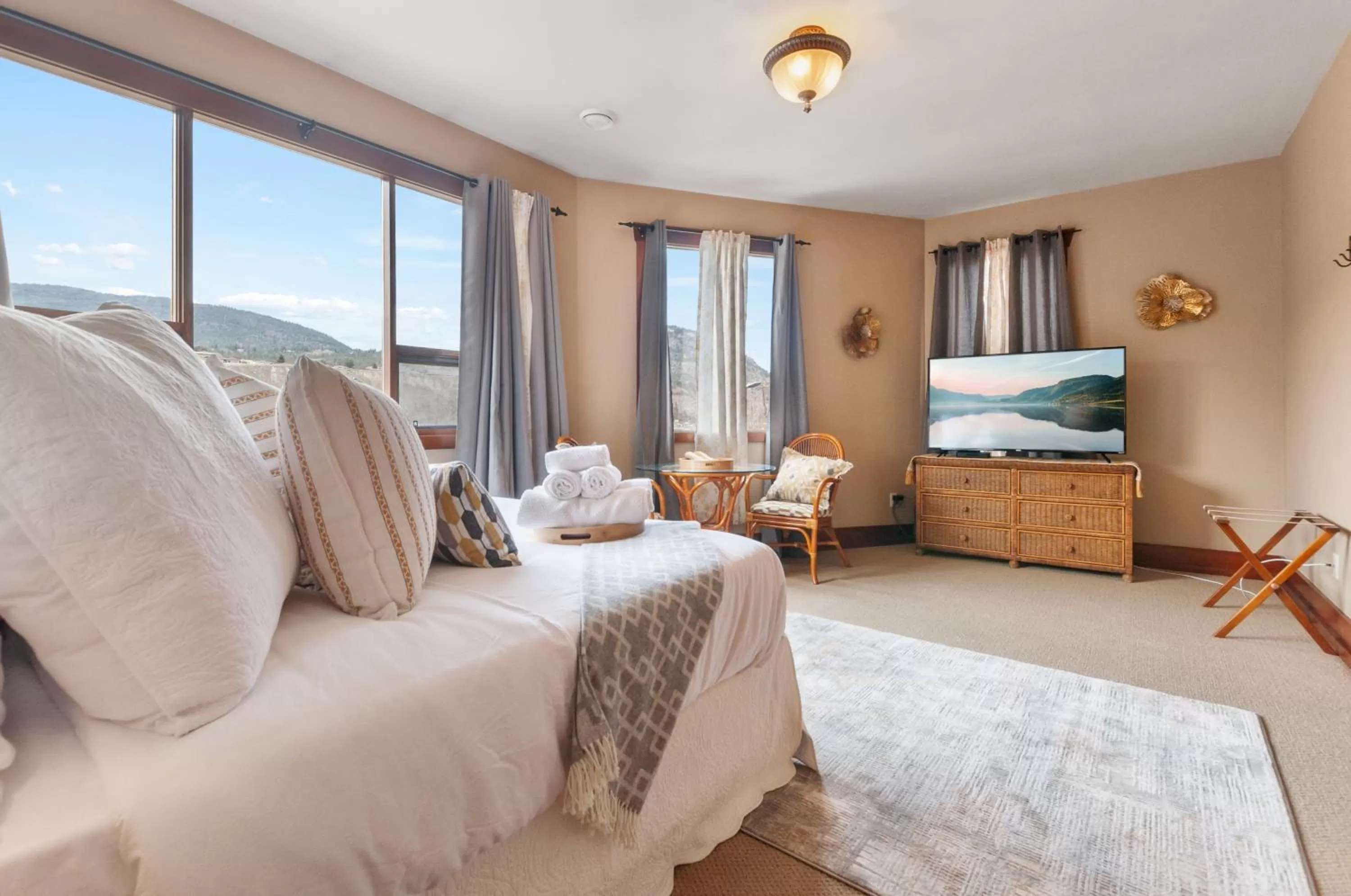 Photo of the whole room, Bed in Casa Grande Inn & Suites