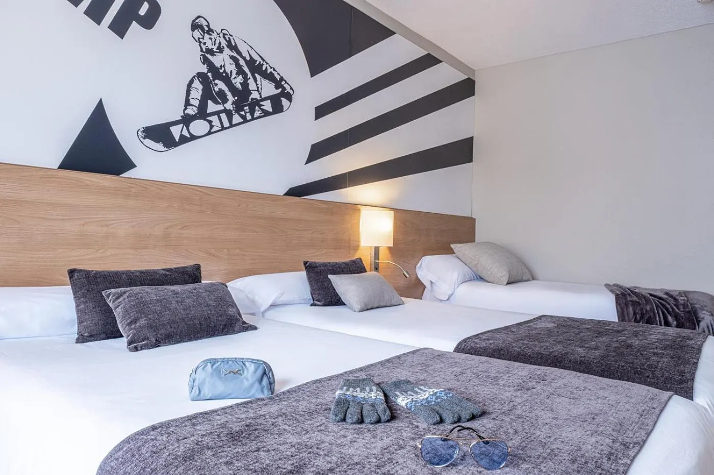 Photo of the whole room, Bed in Hotel Sporting