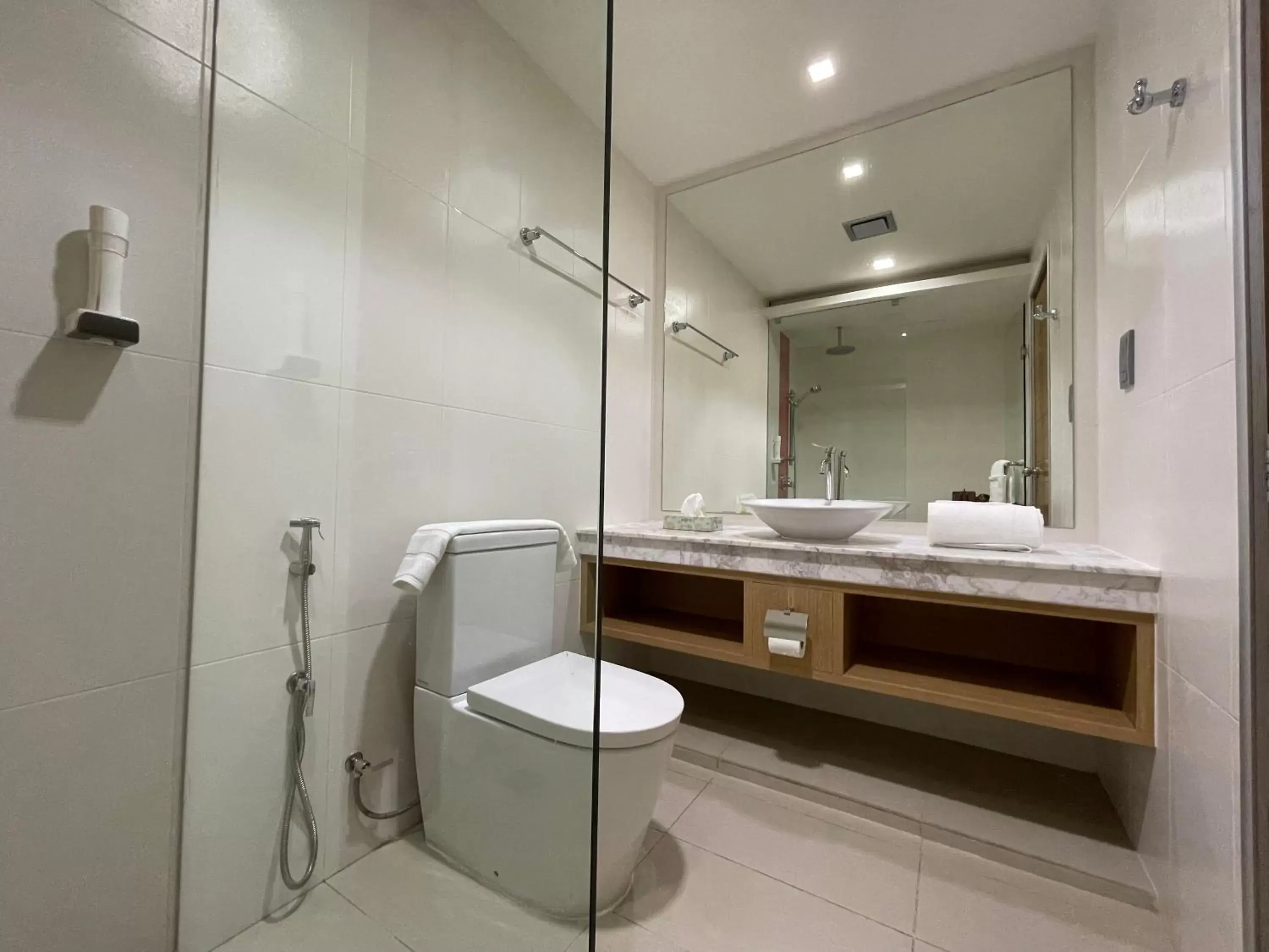 Toilet, Bathroom in Huvan Beach Hotel at Hulhumale