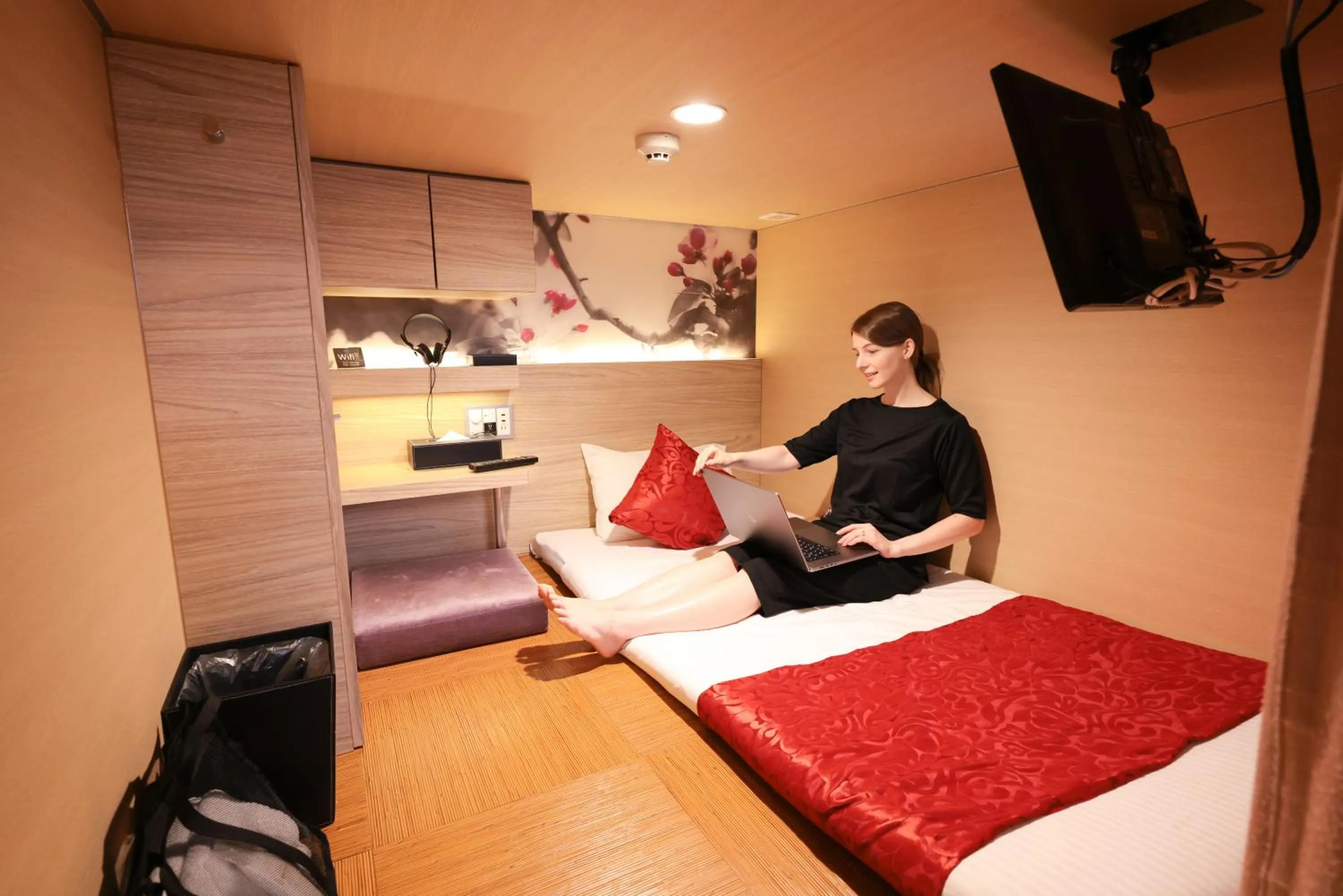 Photo of the whole room, Bed in HOTEL Cargo Shinsaibashi