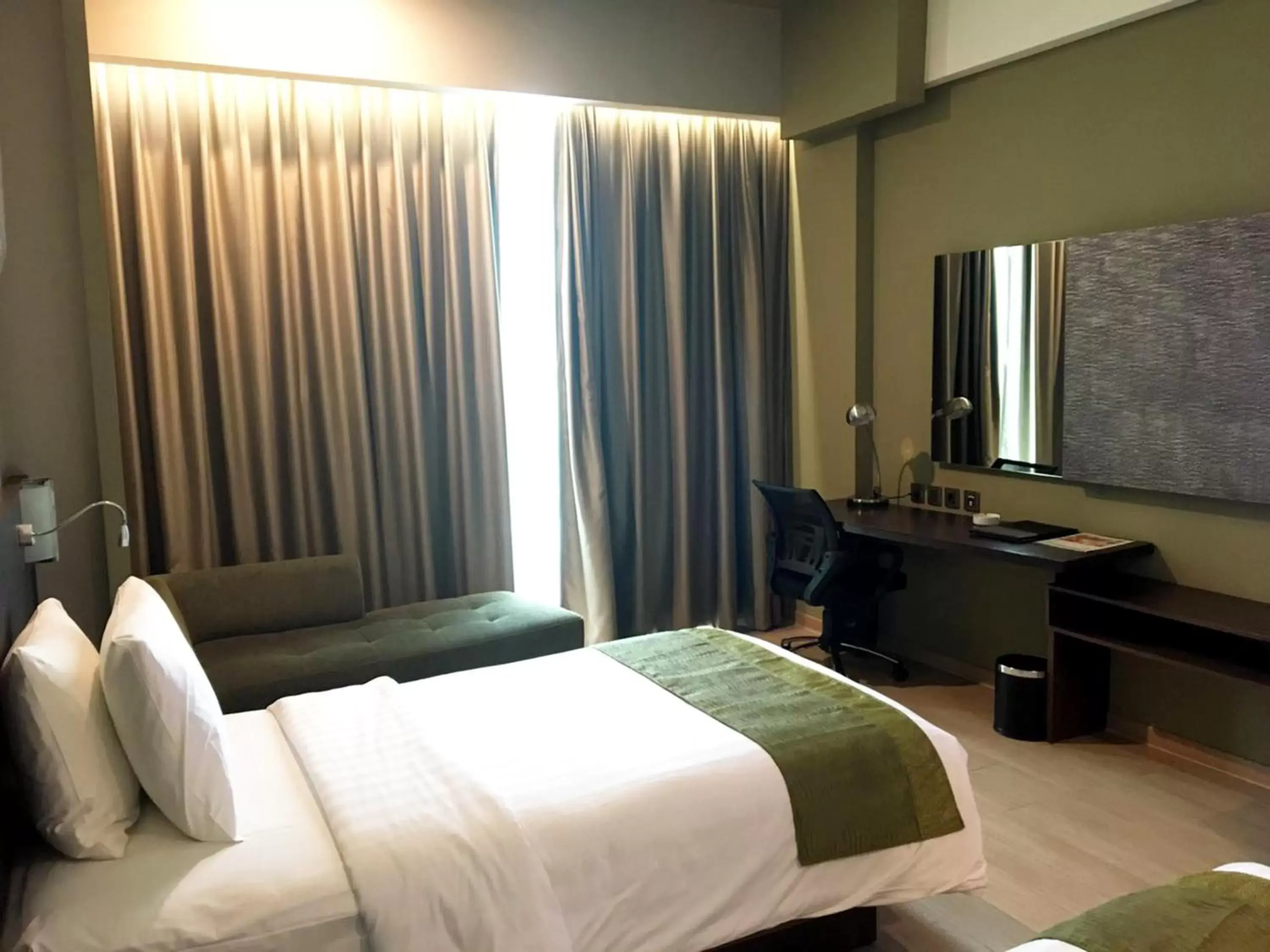 Photo of the whole room, Bed in Holiday Inn Cikarang Jababeka, an IHG Hotel