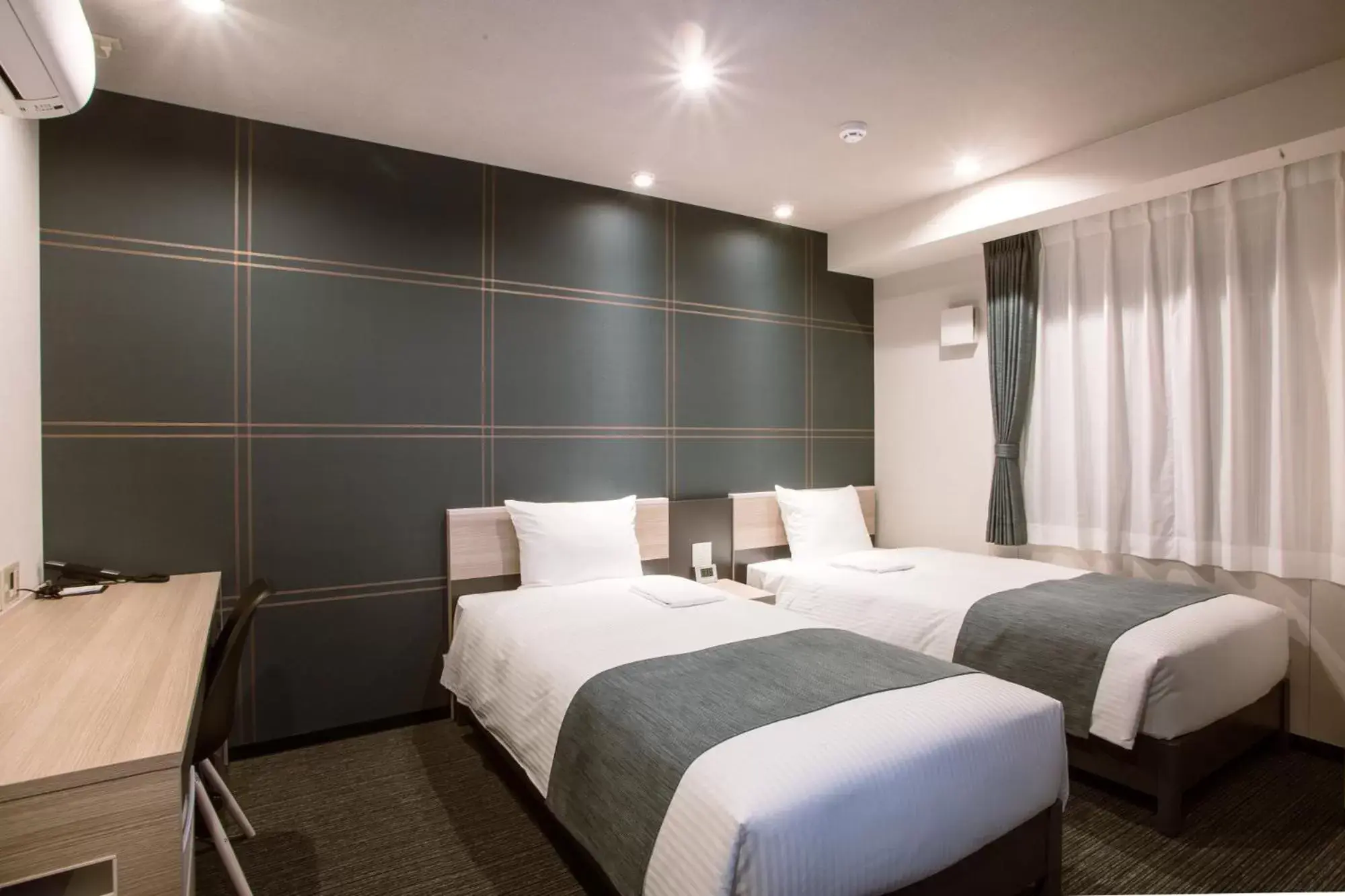 Bedroom, Bed in Kuretake-Inn Hamamatsueki Minamiguchi Premium